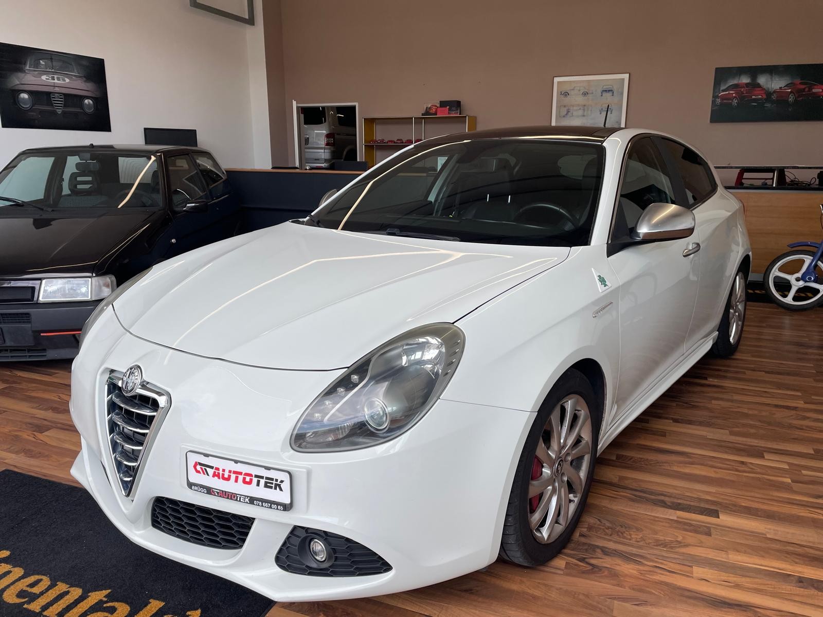 ALFA ROMEO Giulietta 1750 TBi Quadrifoglio Verde-image-6