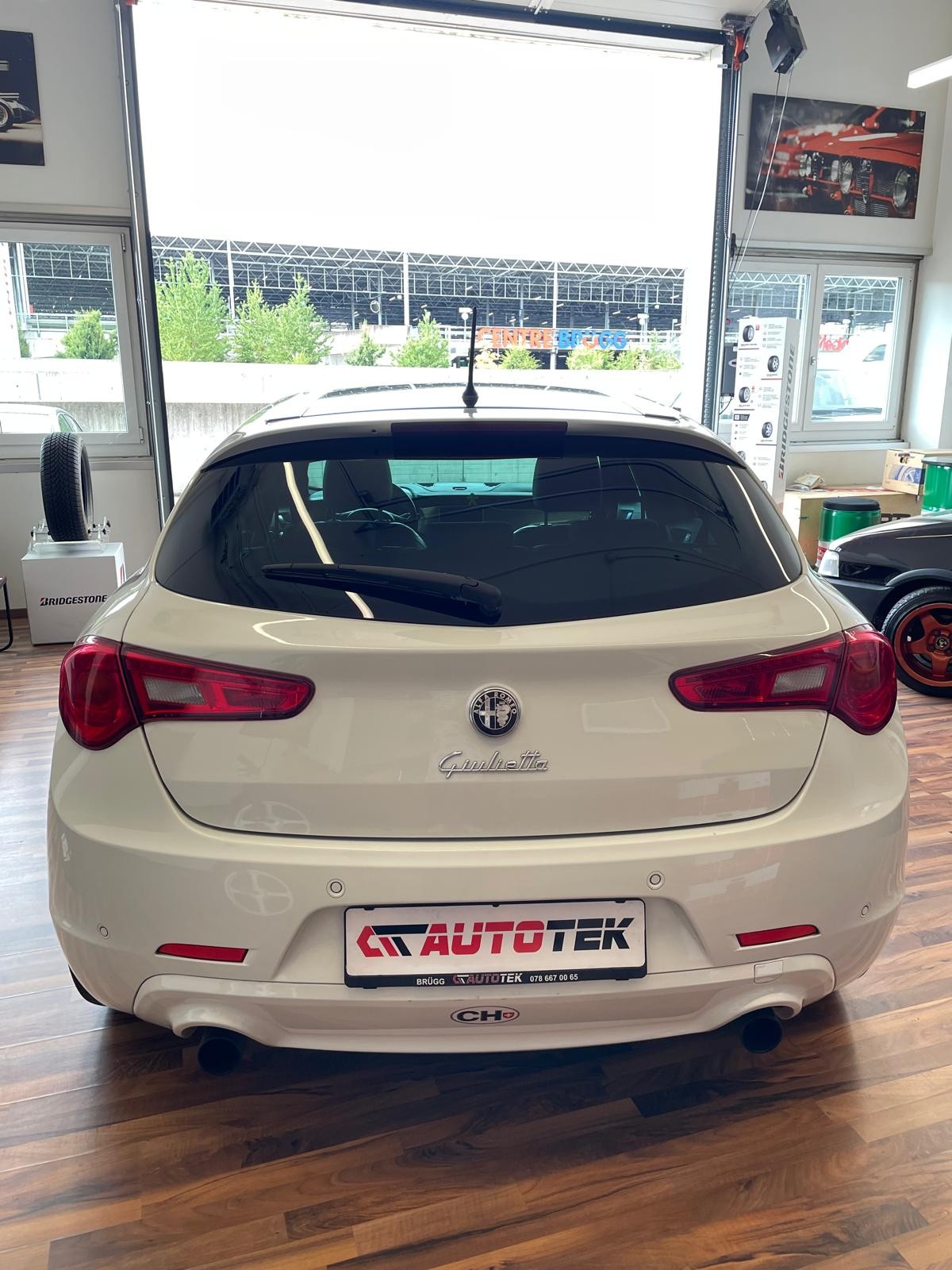 ALFA ROMEO Giulietta 1750 TBi Quadrifoglio Verde-image-2