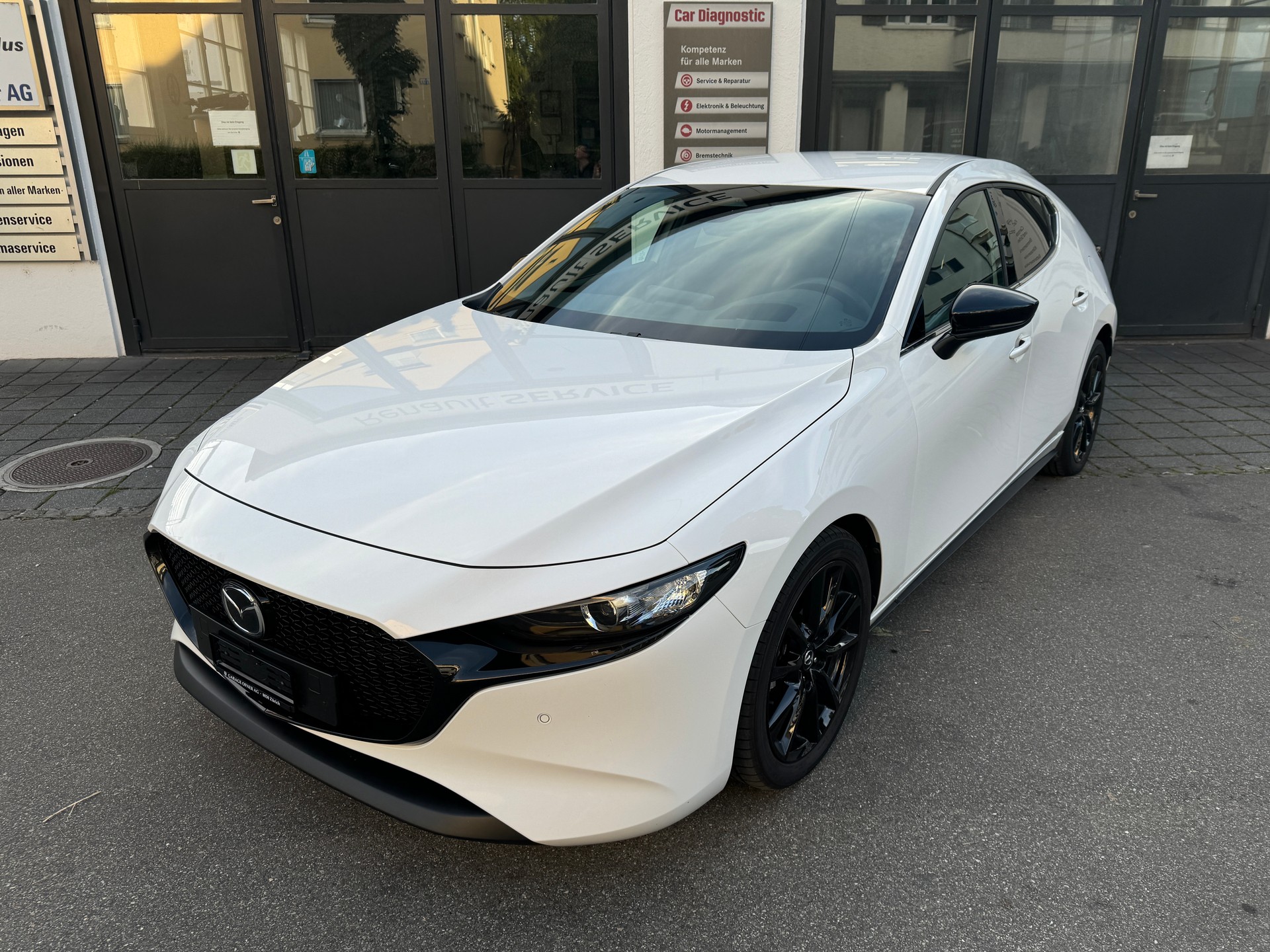 MAZDA 3 Hatchback SKYACTIV-G M Hybrid 122 Homura Automat-image-0