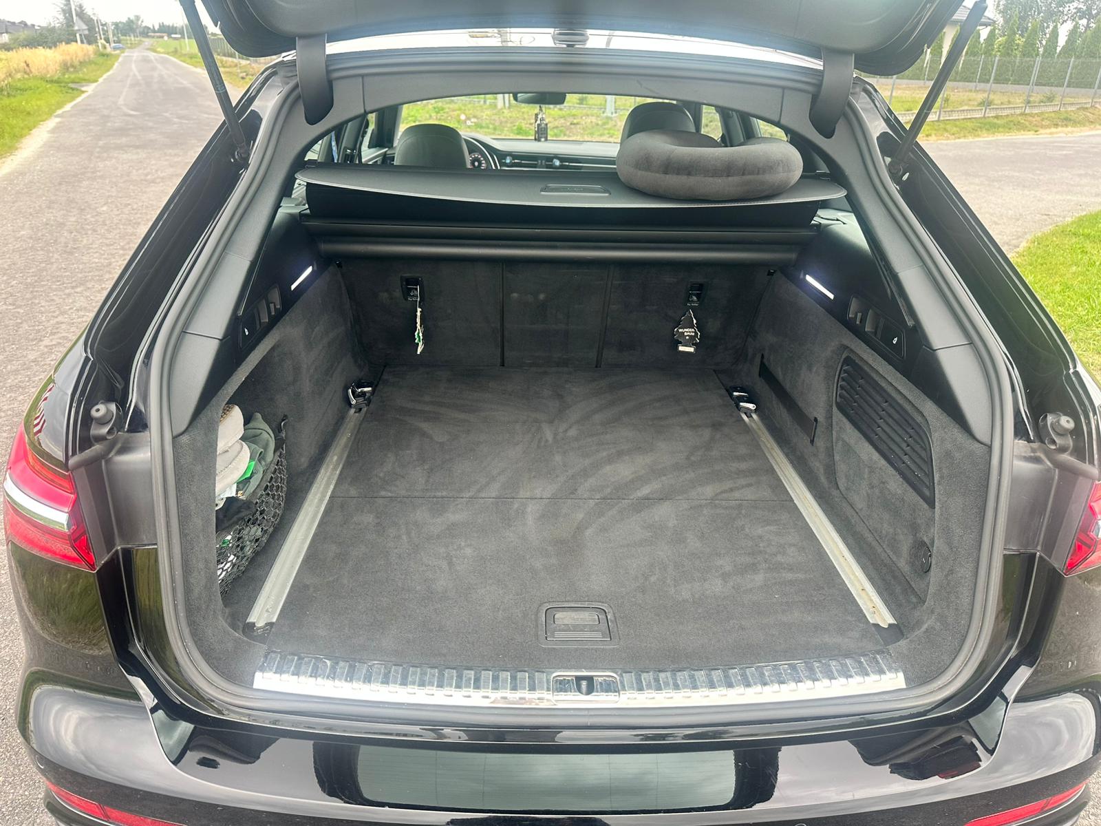 AUDI A6 Avant 50 TDI quattro tiptronic-image-10