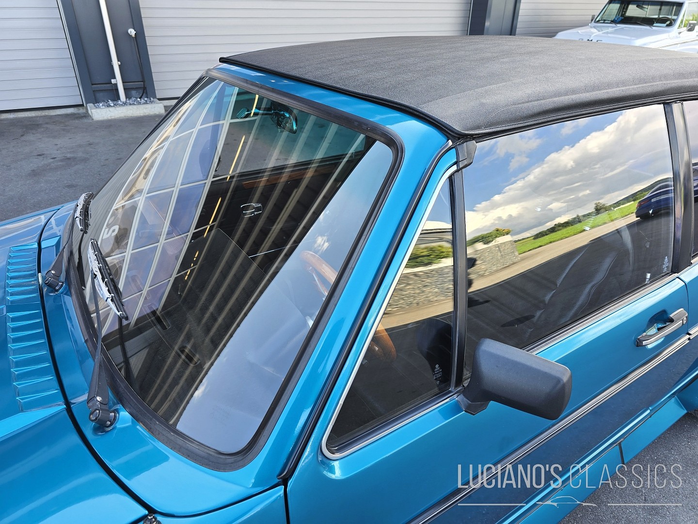 VW Golf Cabrio "Kamei"-image-6