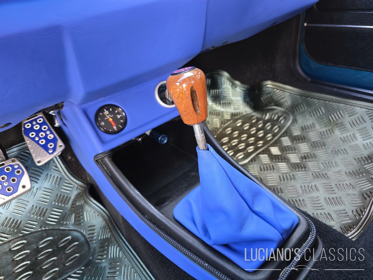 VW Golf Cabrio "Kamei"-image-12
