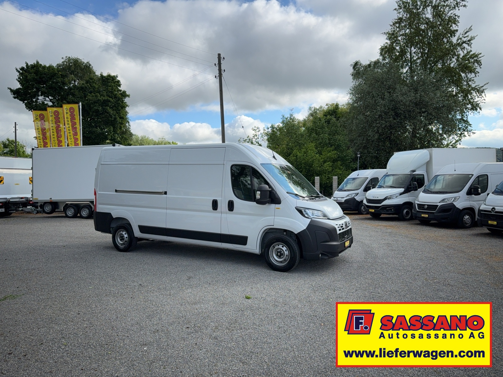 FIAT Ducato 2.2 MJ L2H2 140 PS neues Interieur-image-1