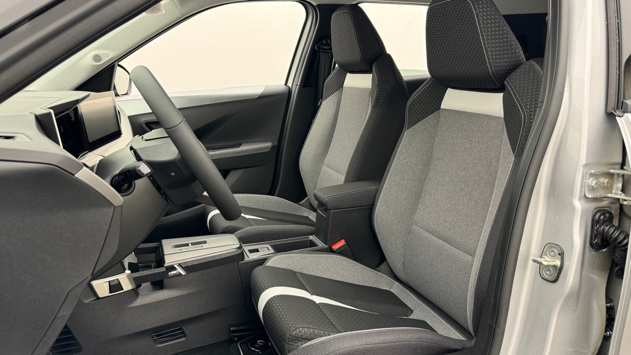 OPEL Frontera-e 44 kWh GS-image-4