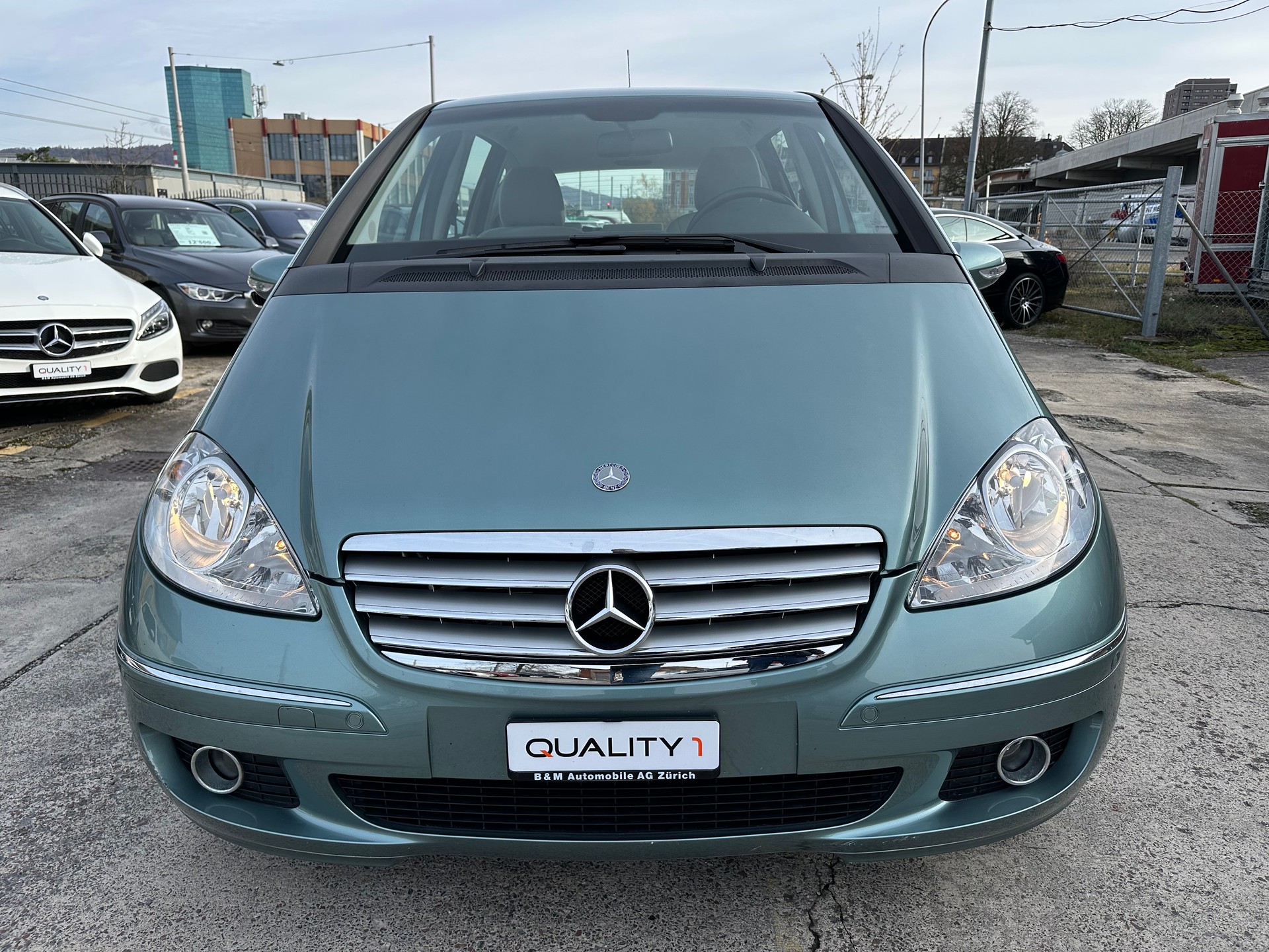 MERCEDES-BENZ A 170 Elégance-image-1