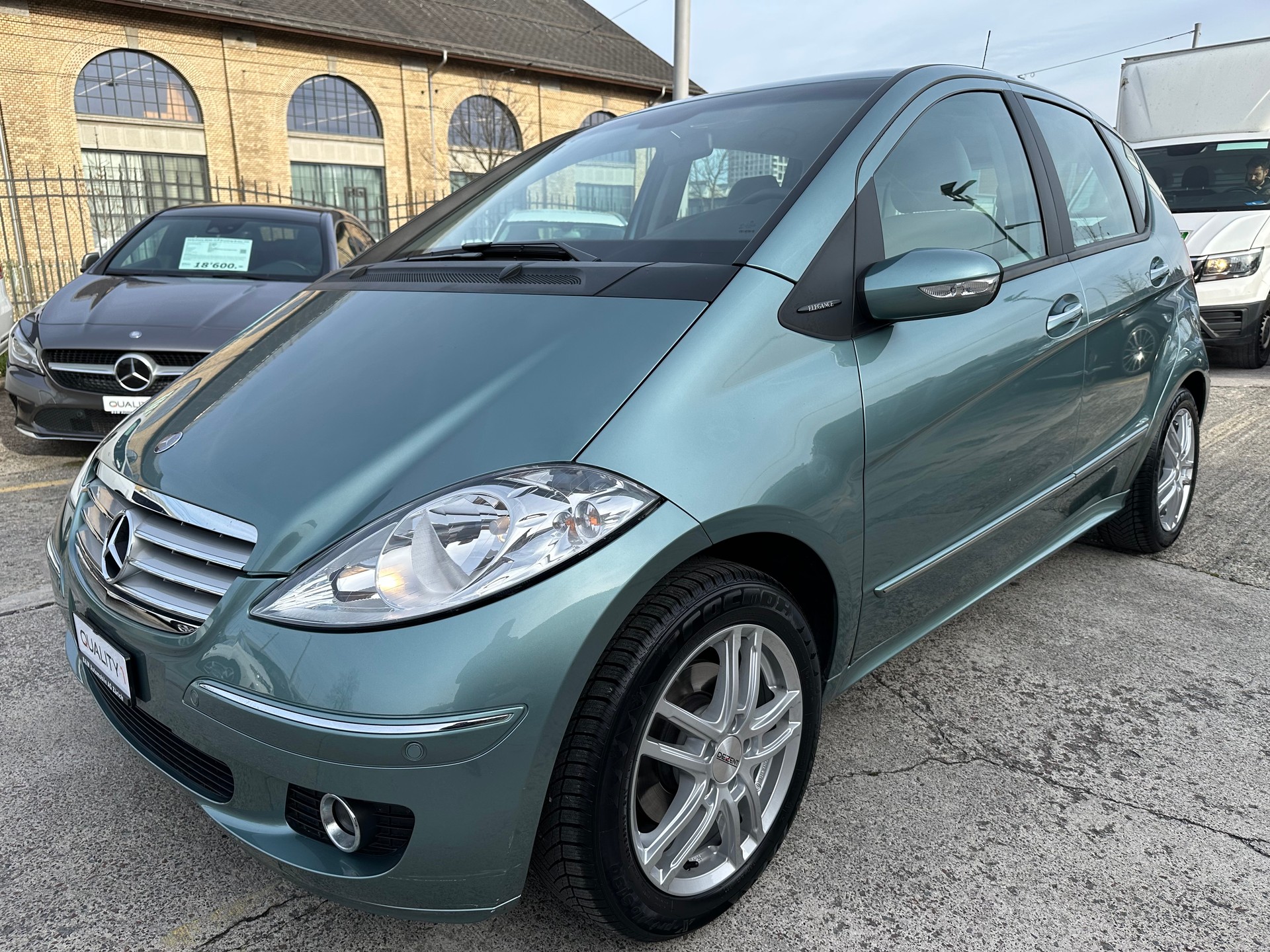 MERCEDES-BENZ A 170 Elégance-image-0