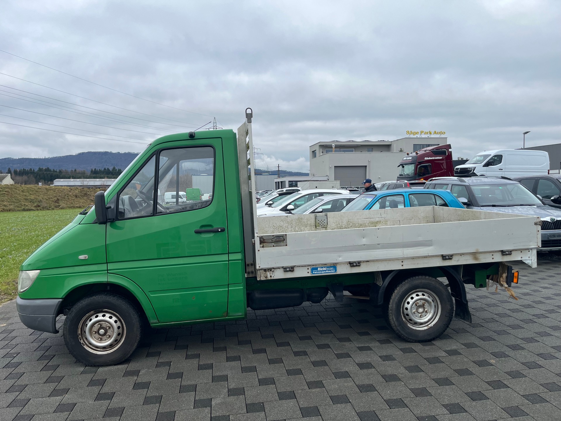 MERCEDES-BENZ Sprinter 208 CDI-image-3