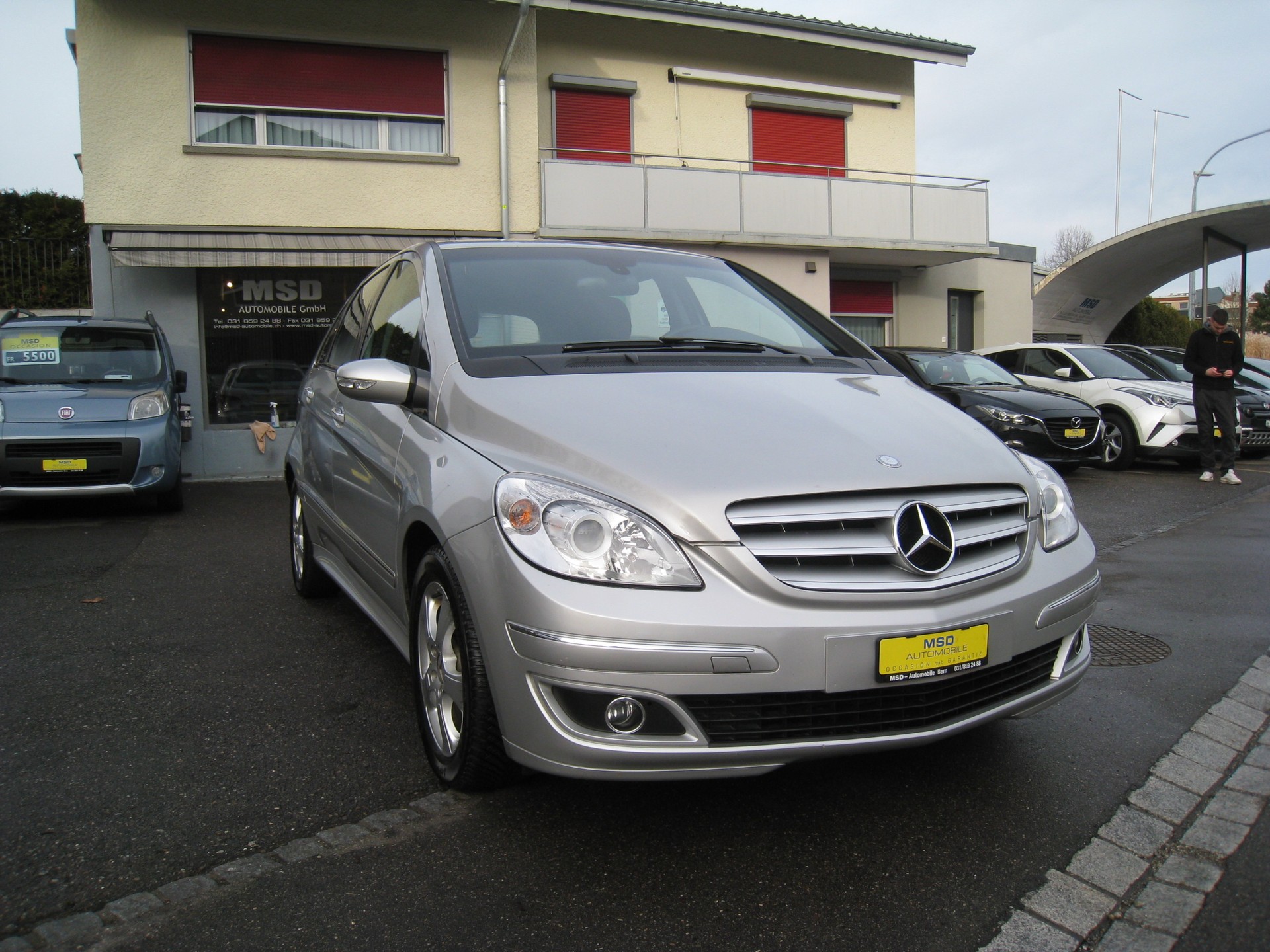 MERCEDES-BENZ B 170-image-1