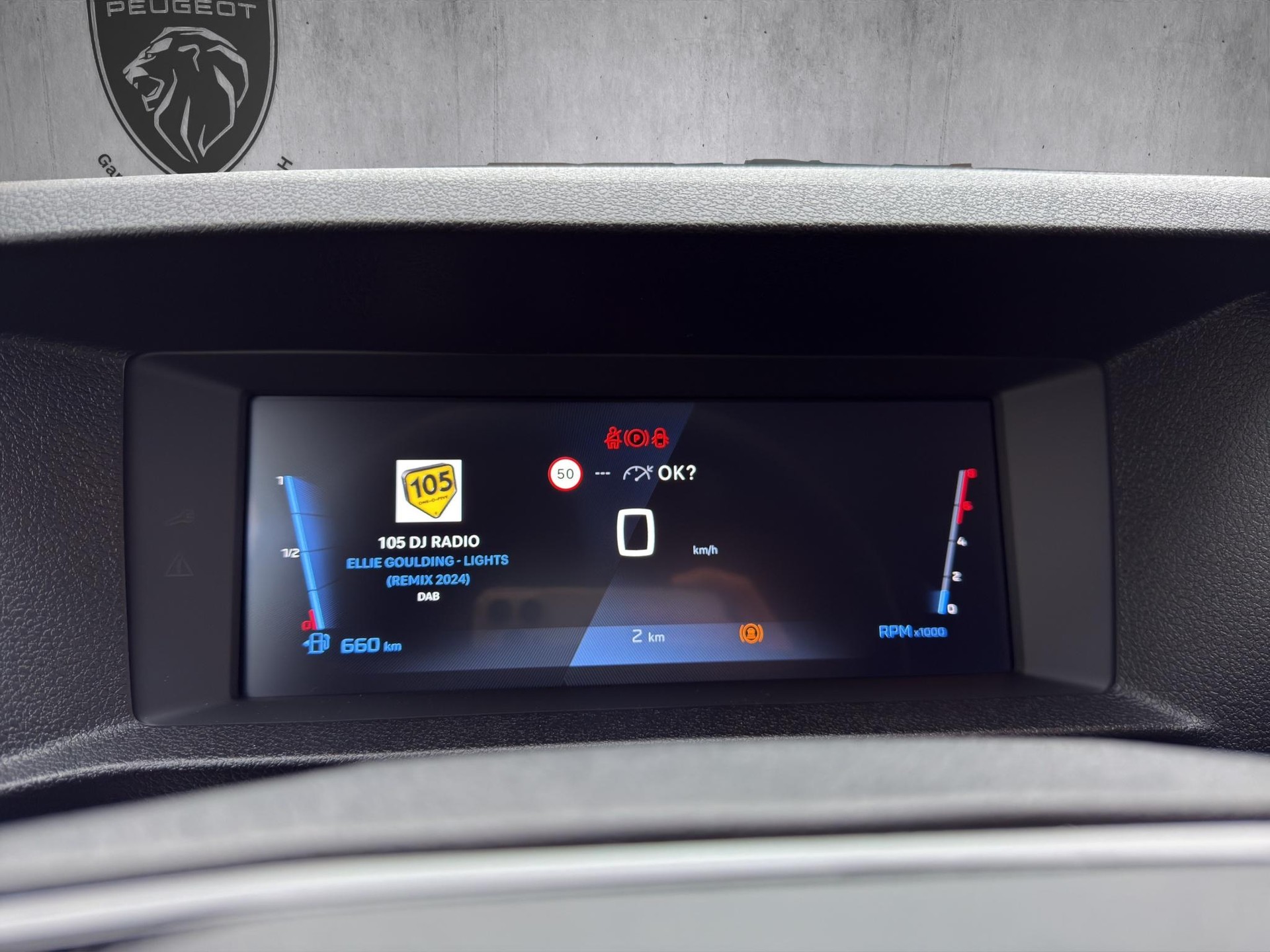 PEUGEOT Expert Kaw. Standard 2.2 BlueHDi 150 S/S-image-12