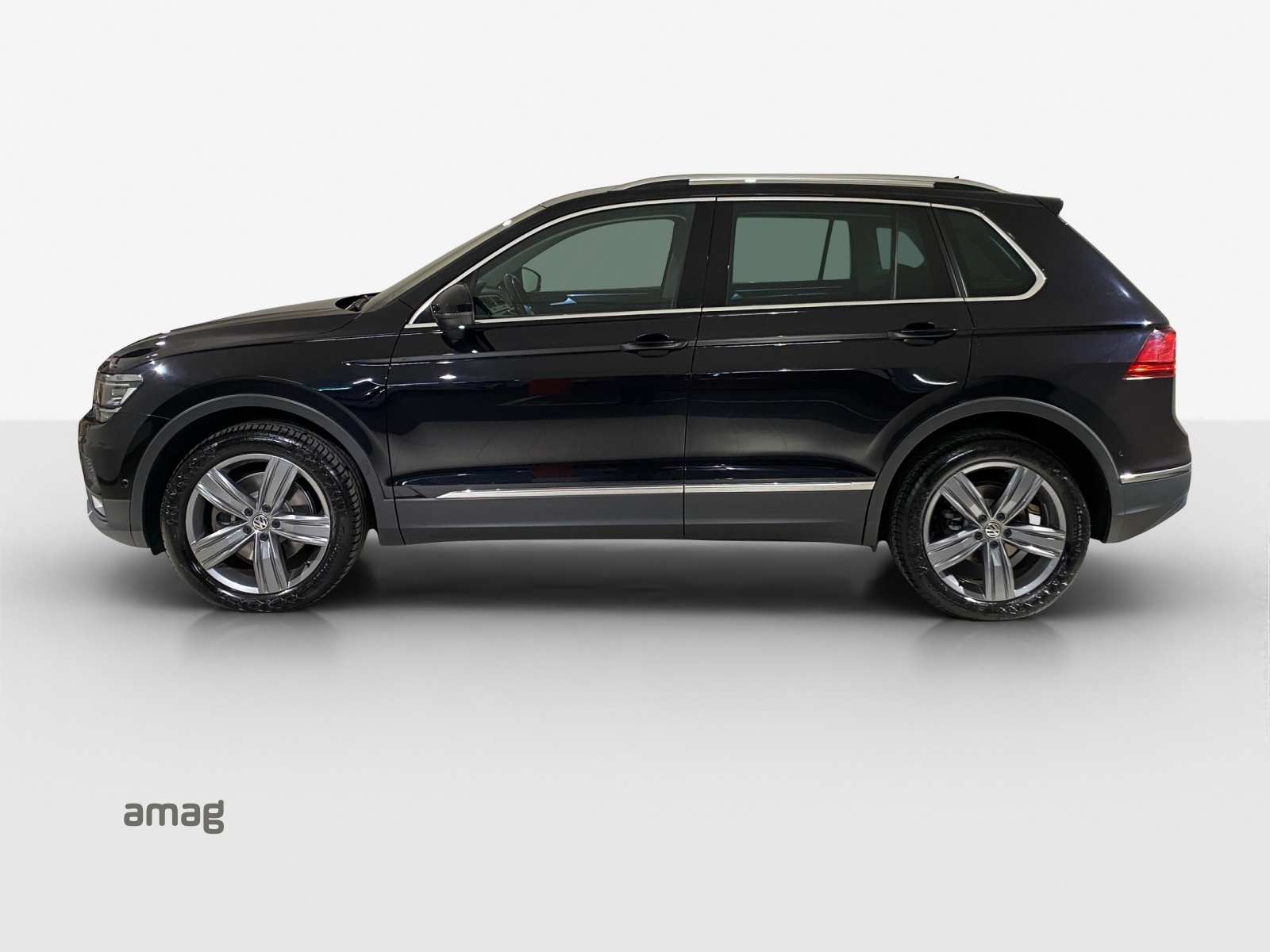 VW Tiguan 2.0 TDI SCR Highline 4Motion DSG-image-1