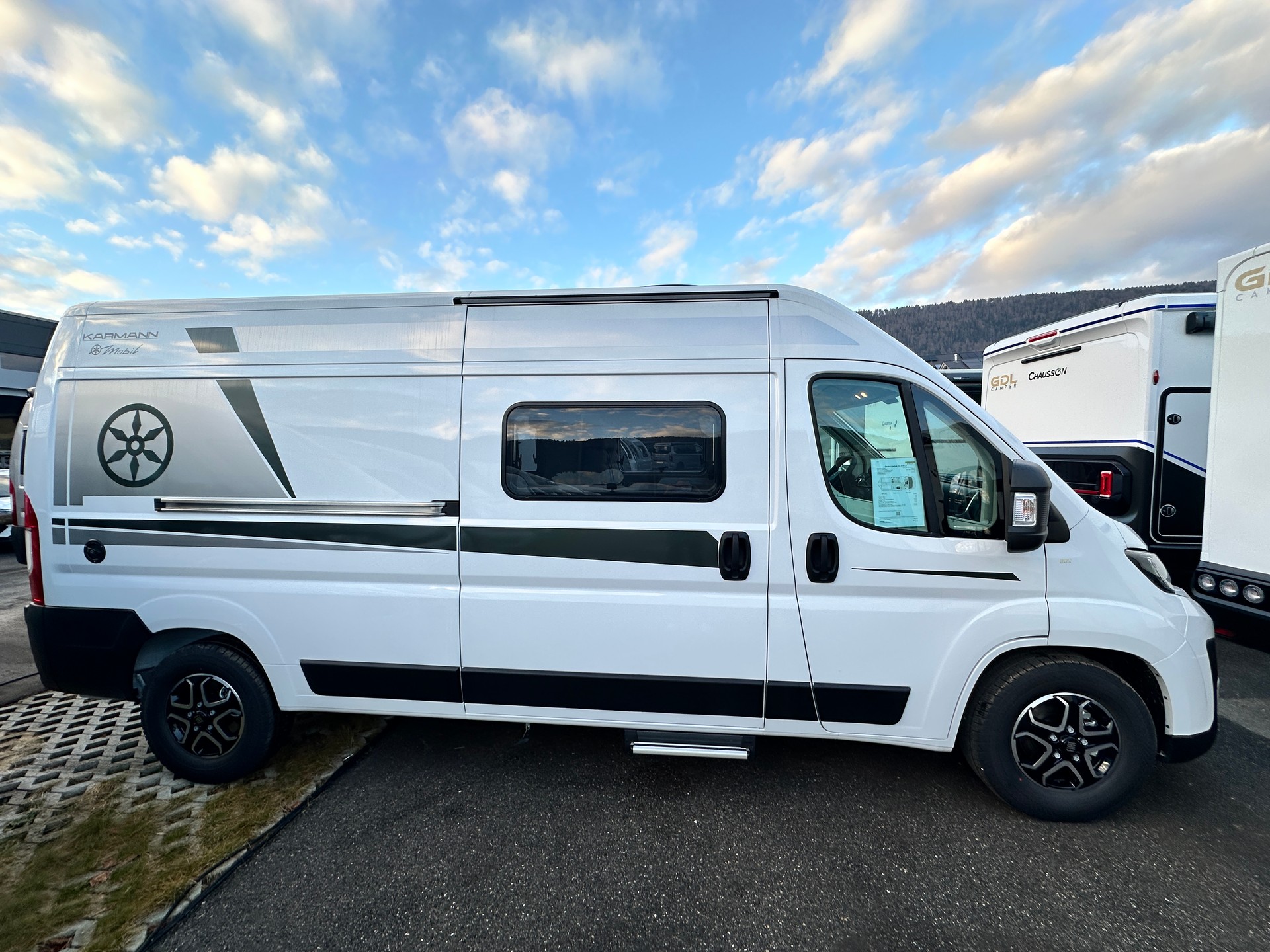 KARMANN Davis Lifestyle DA 610 LS-showroom-element-1
