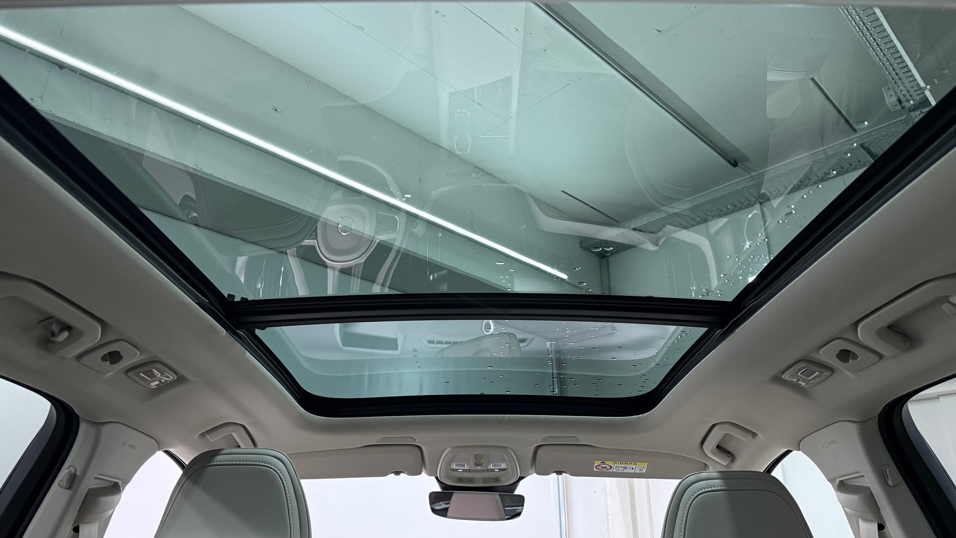 VOLVO XC60 2.0 T6 TE Ultra Bright eA-image-9