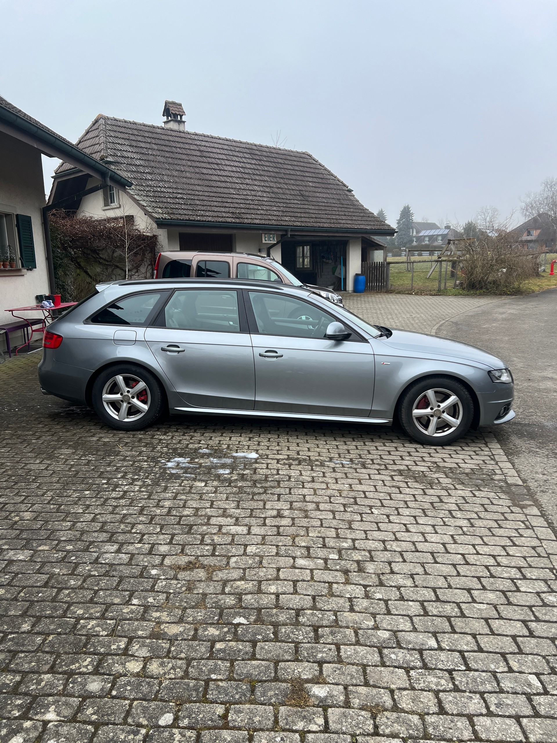 AUDI A4 Avant 2.0 TFSI-image-3