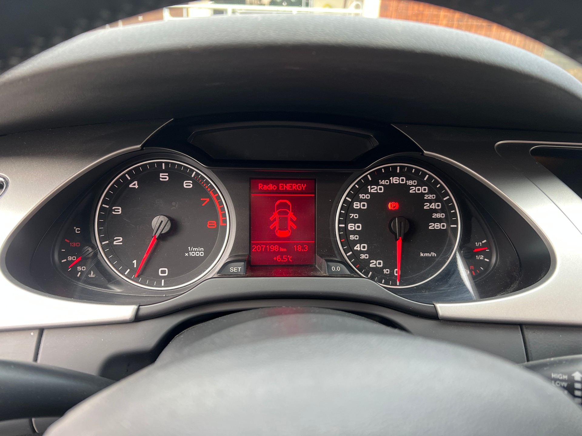 AUDI A4 Avant 2.0 TFSI-image-14