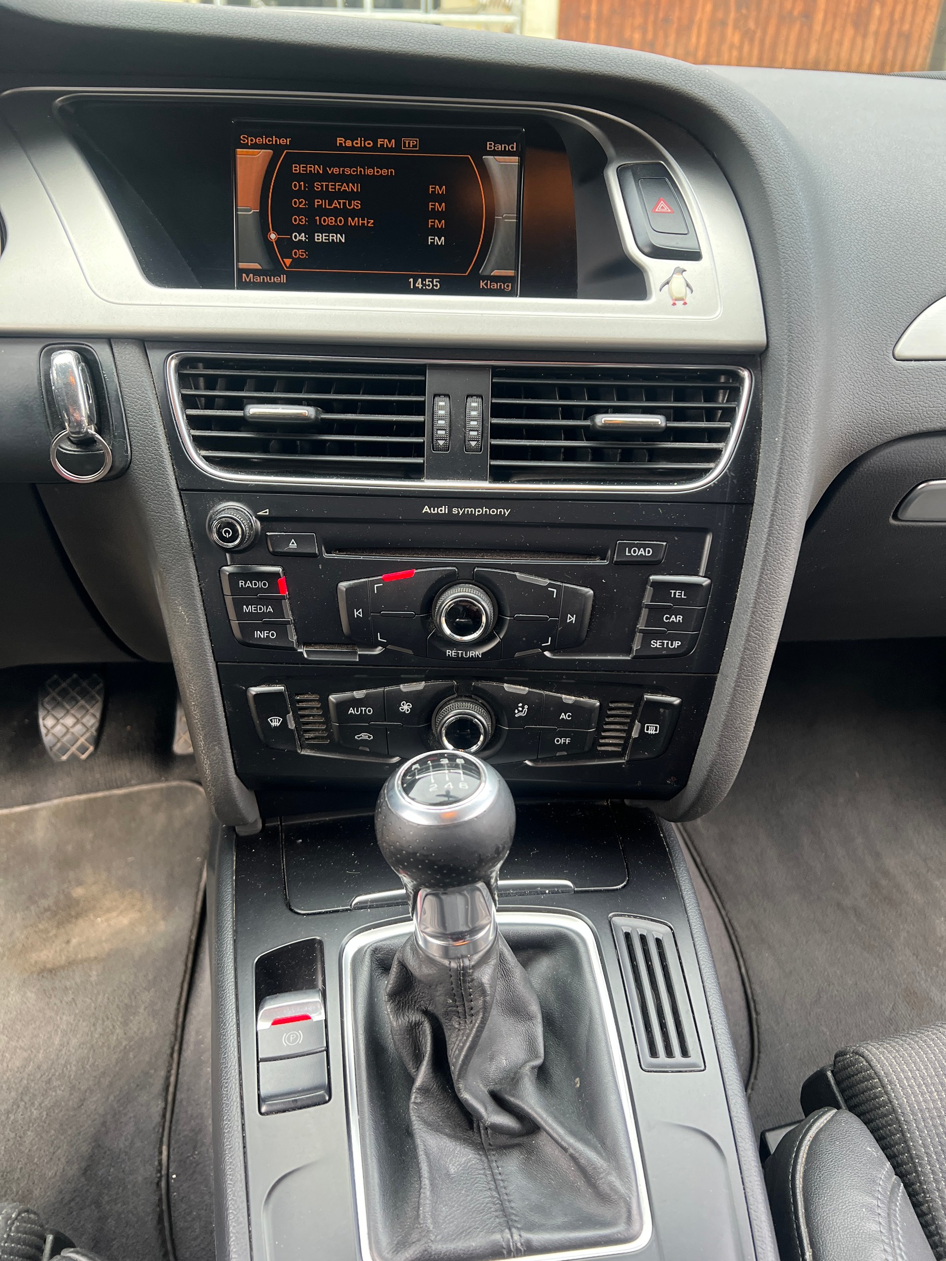 AUDI A4 Avant 2.0 TFSI-image-9