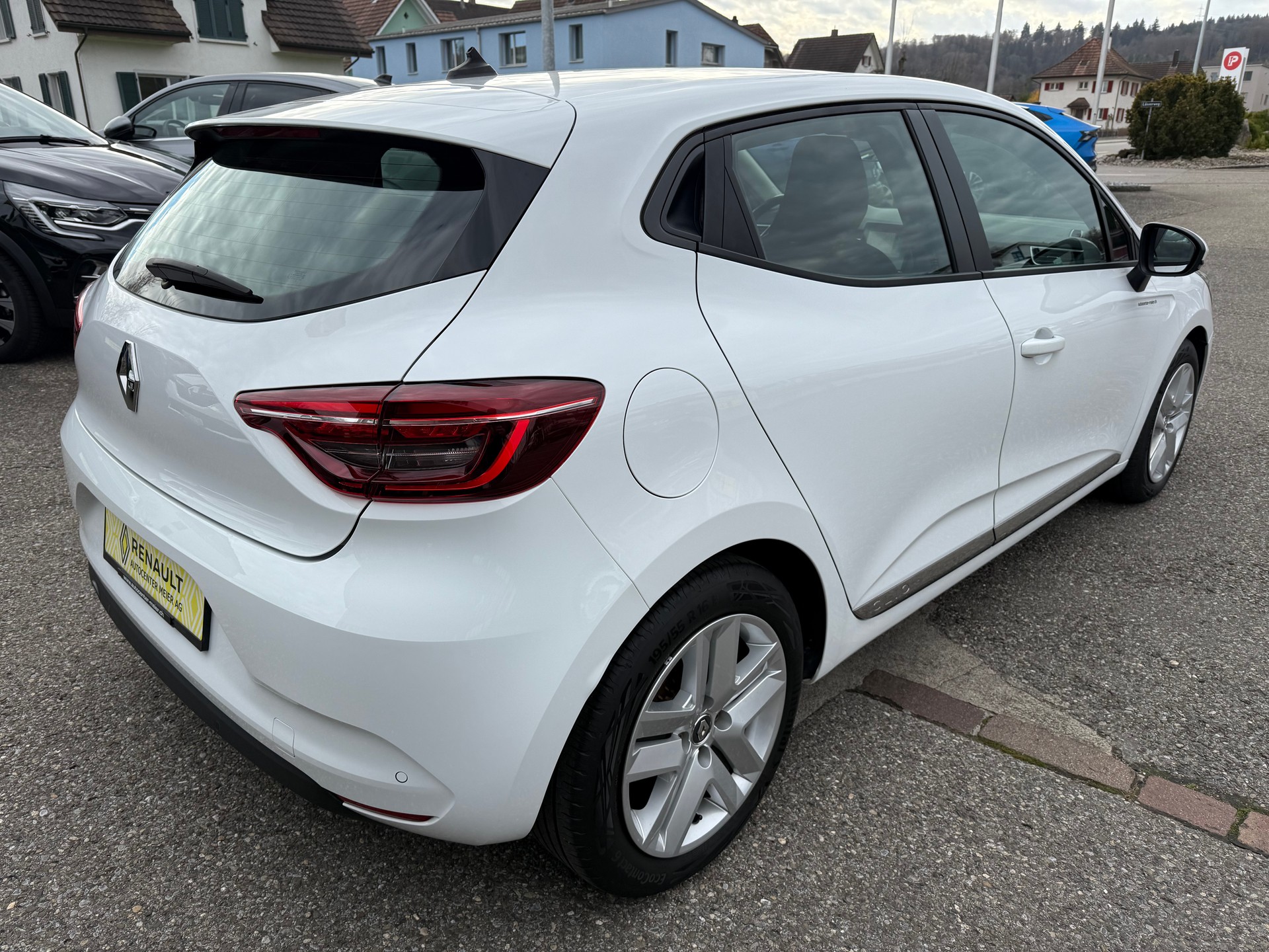 RENAULT Clio 1.0 Business-image-5