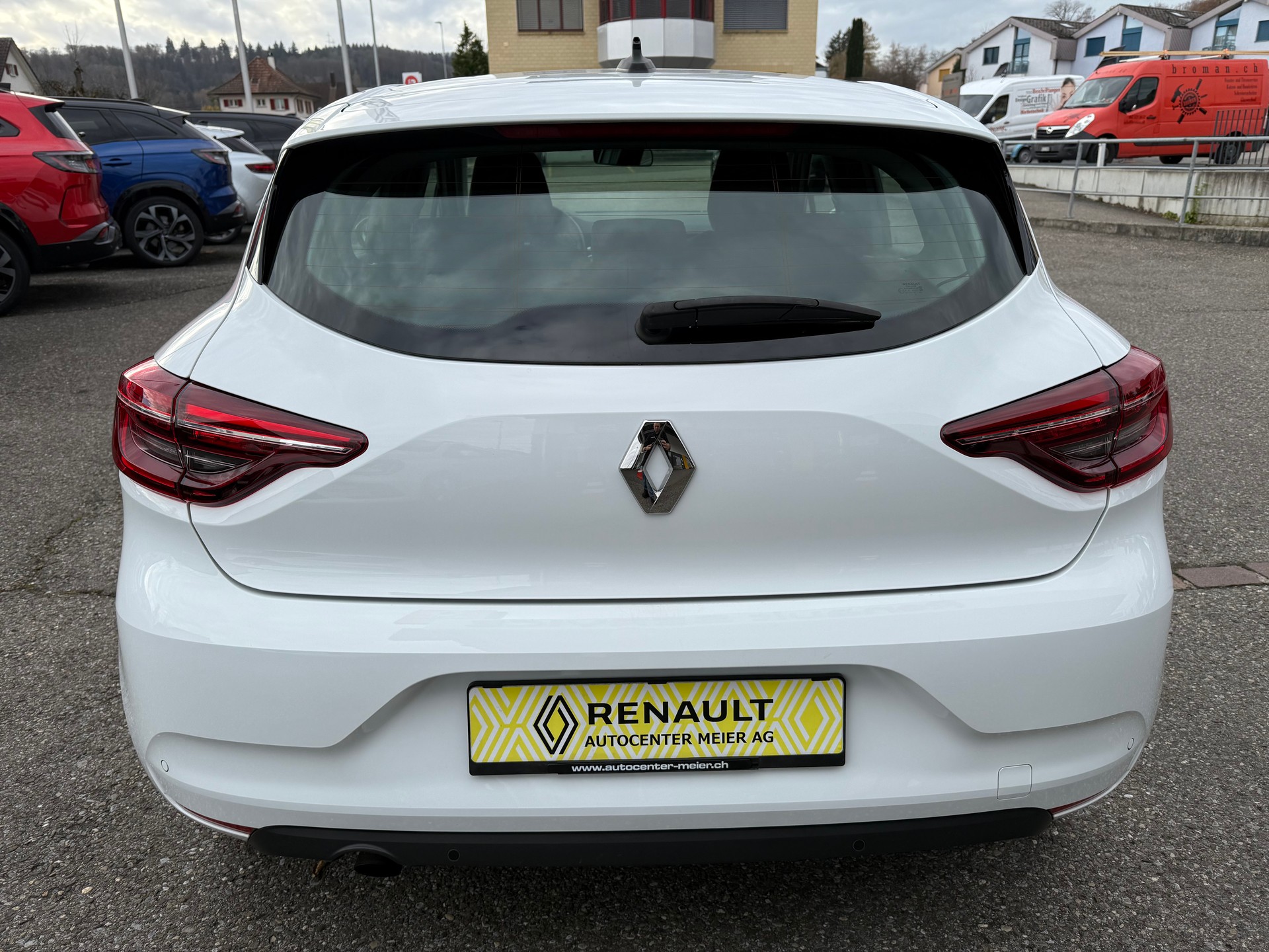 RENAULT Clio 1.0 Business-image-4