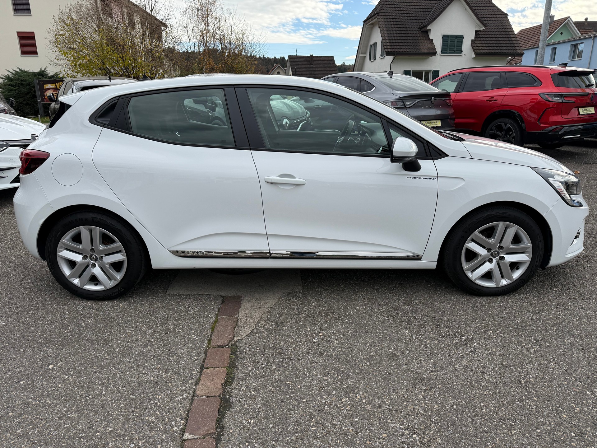 RENAULT Clio 1.0 Business-image-6