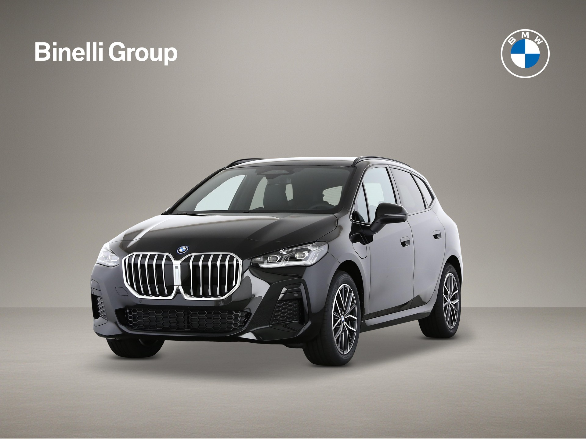 BMW 230e xDrive paddles Active Tourer
