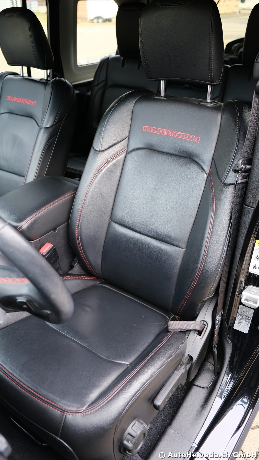 JEEP Wrangler 2.0 Unlimited Rubicon Automatic-image-15