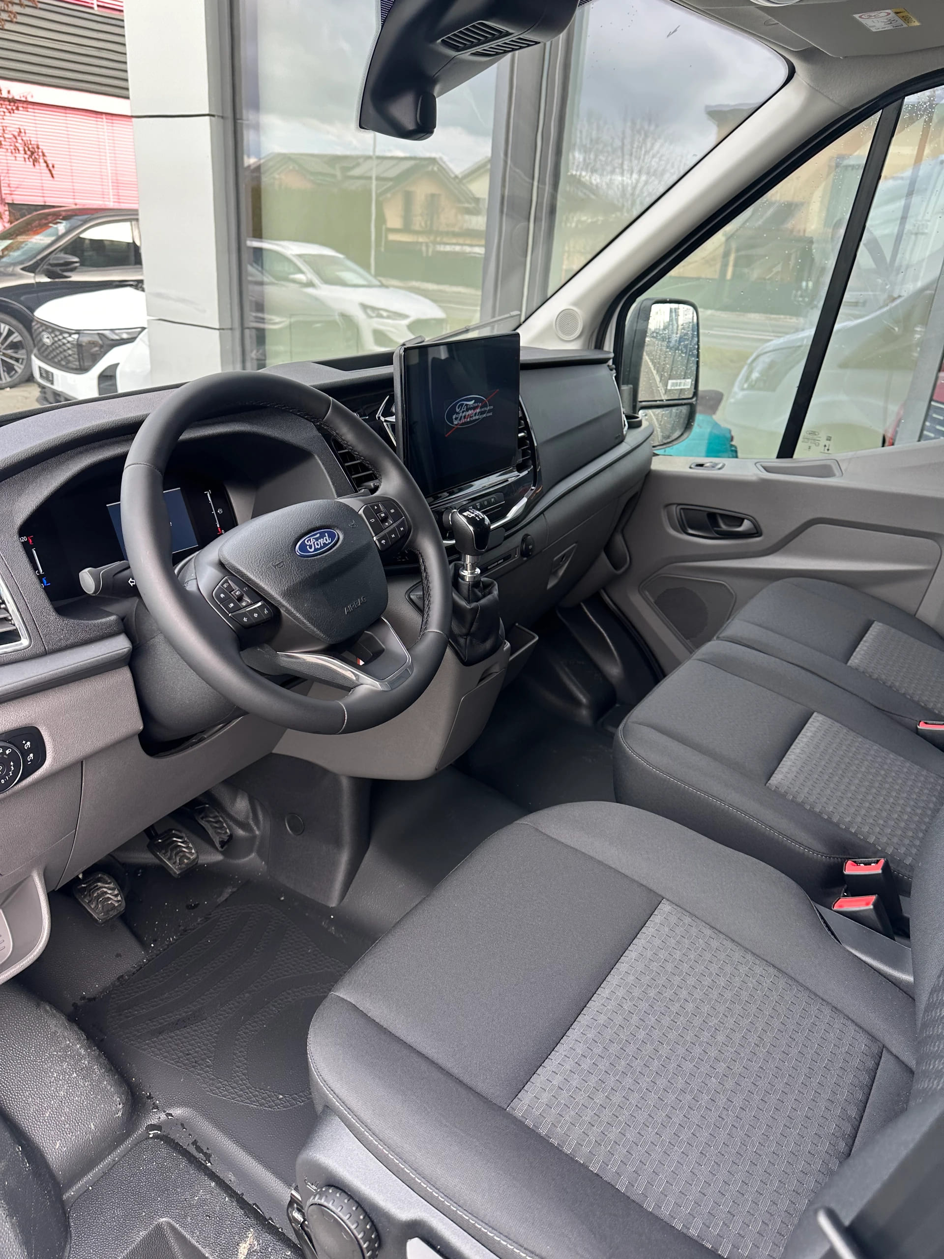 FORD Transit van 350 L2H2 2.0 EcoBl Trend/130CV-image-9