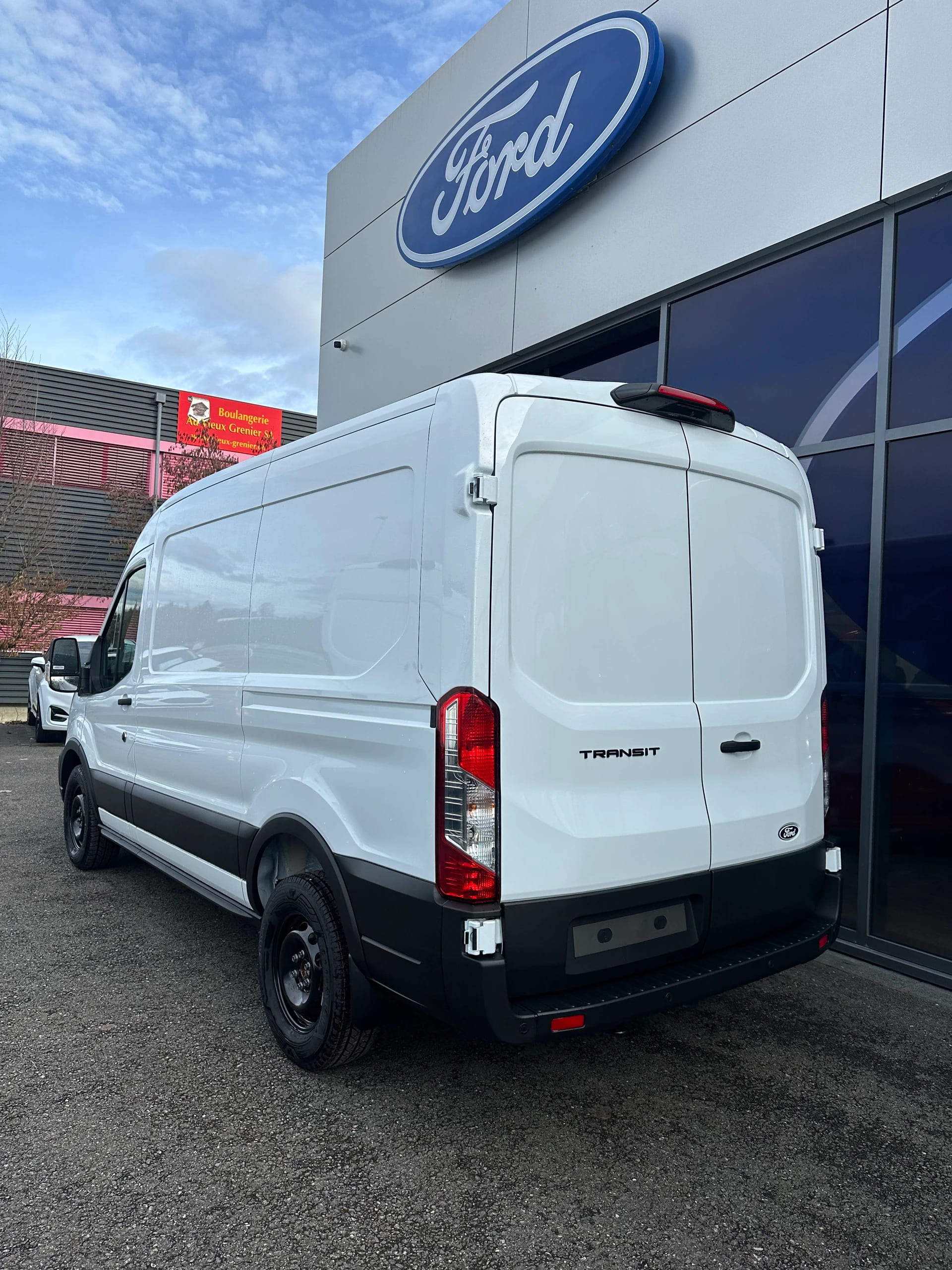 FORD Transit van 350 L2H2 2.0 EcoBl Trend/130CV-image-3