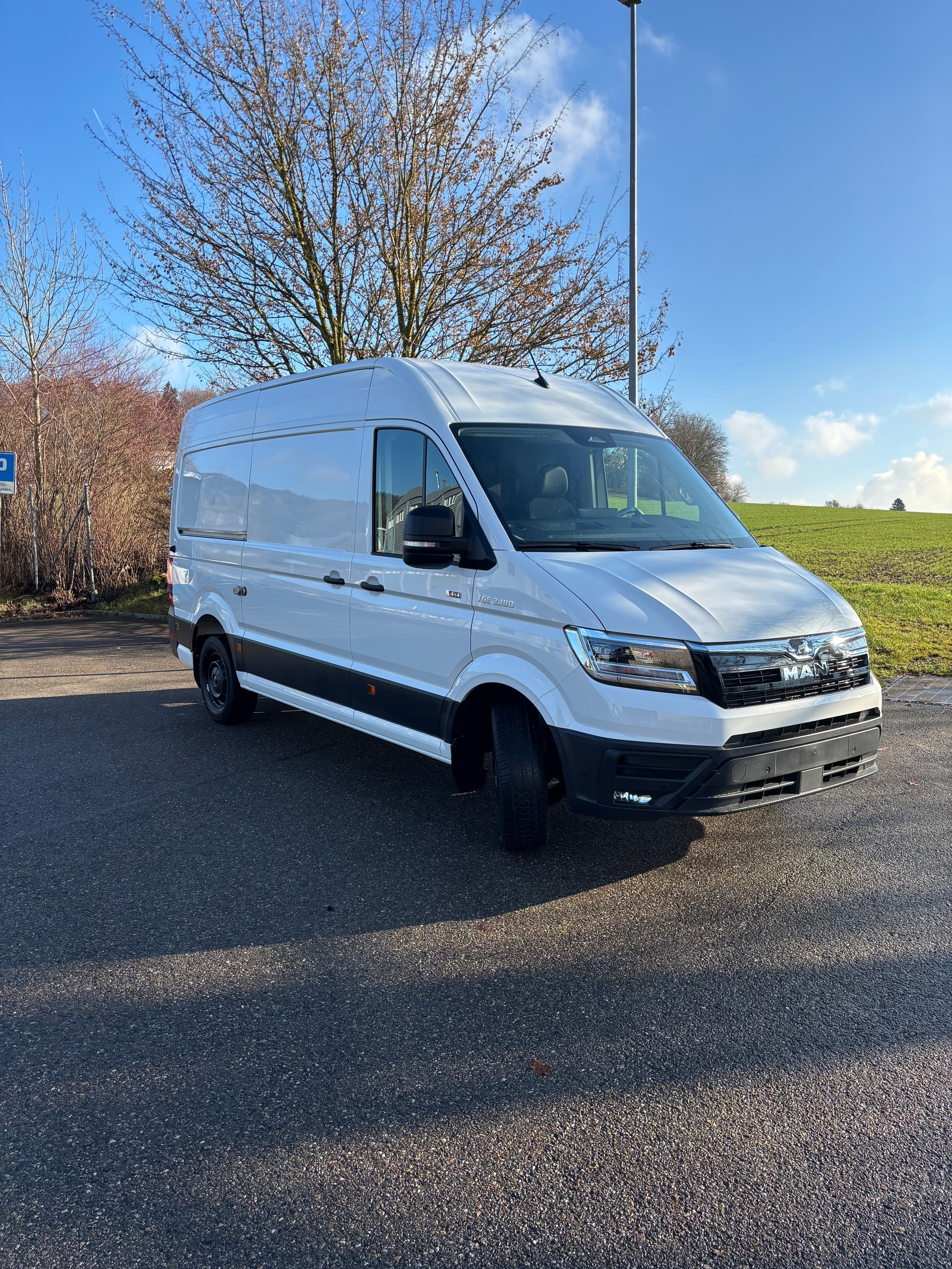 MAN TGE 3.180 4x4 SB Kastenwagen