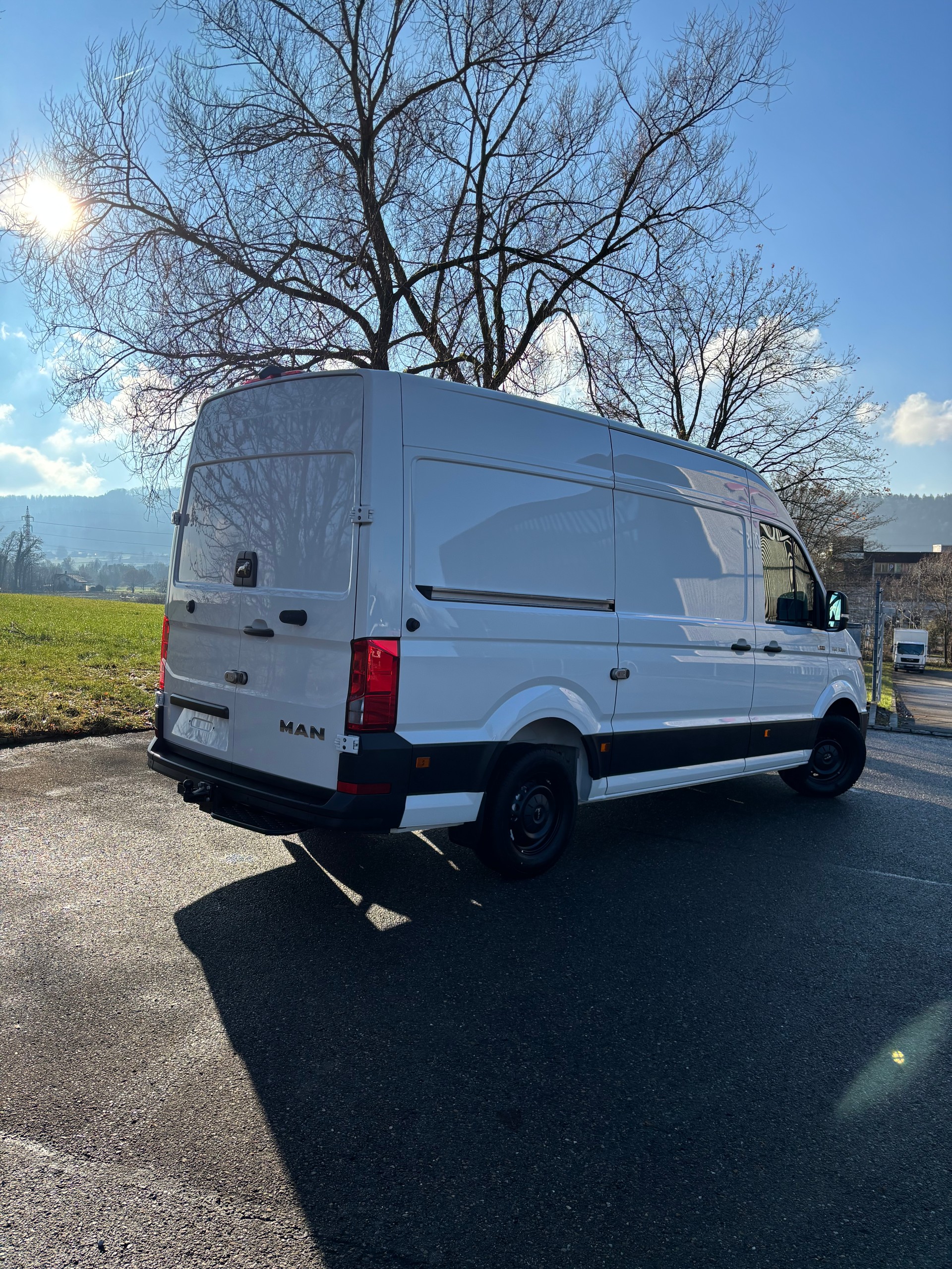 MAN TGE 3.180 4x4 SB Kastenwagen-showroom-element-1