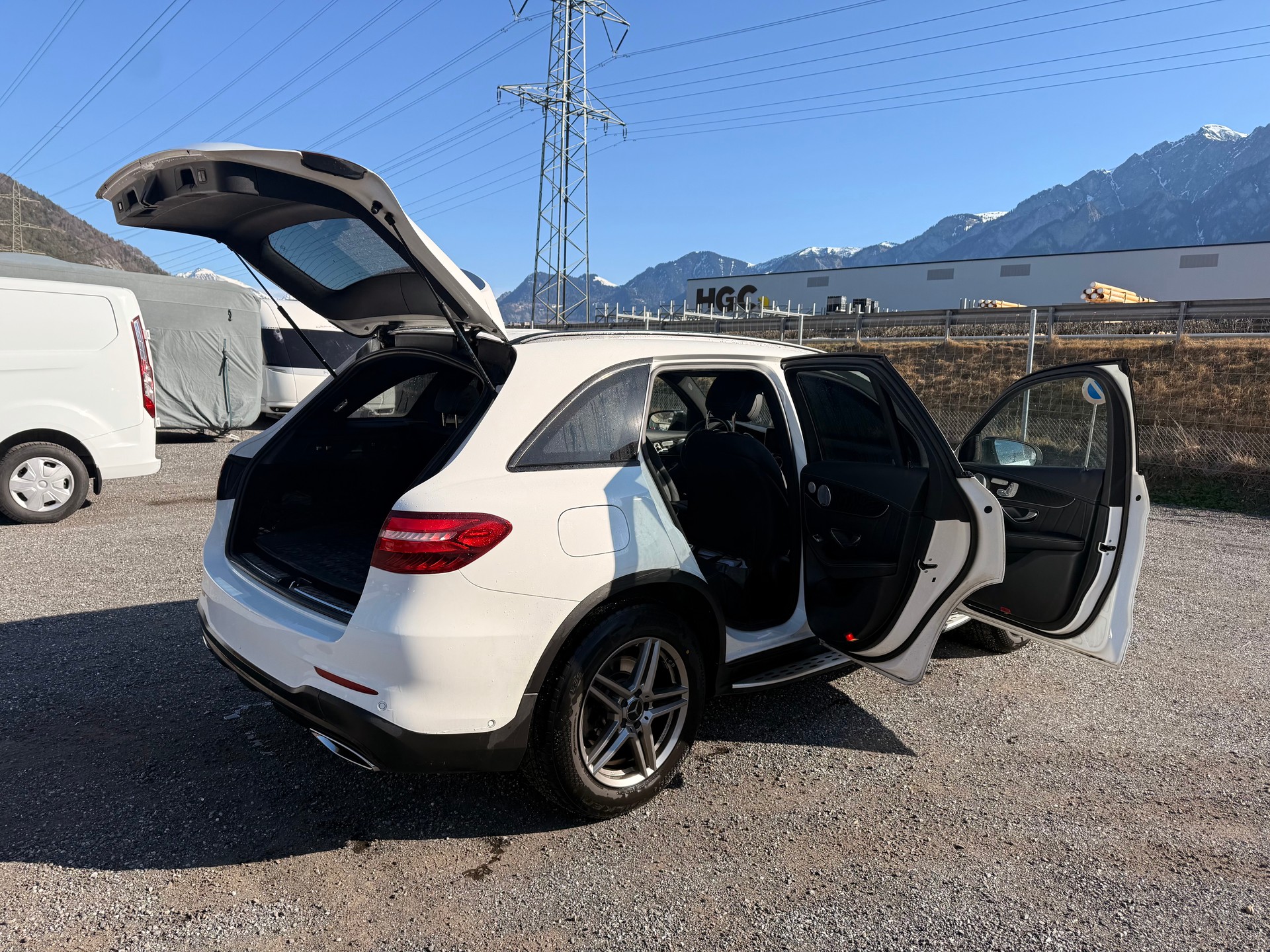 MERCEDES-BENZ GLC 250 d AMG Line 4Matic 9G-Tronic-image-3