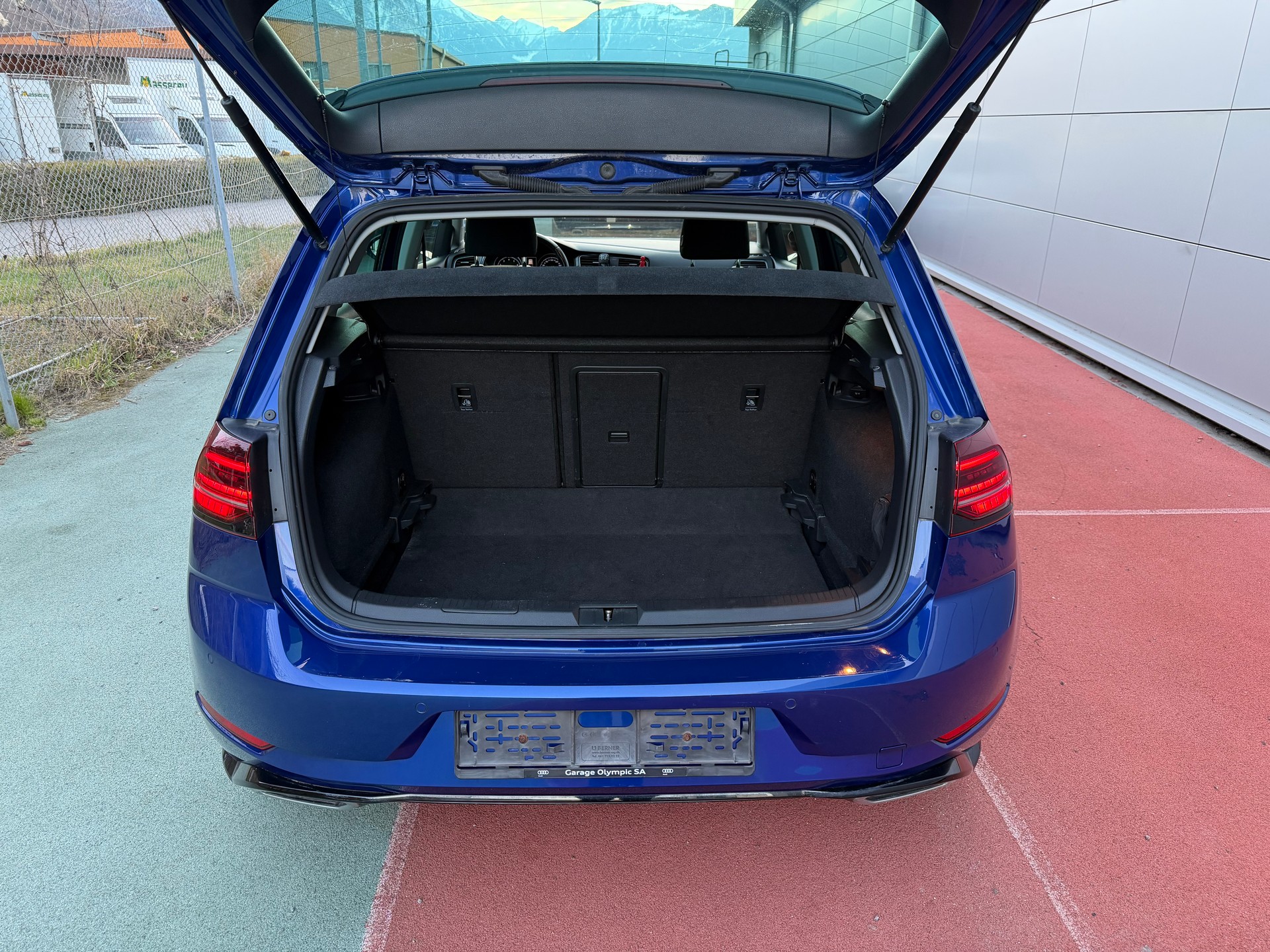 VW Golf 1.5 TSI EVO Highline-image-11