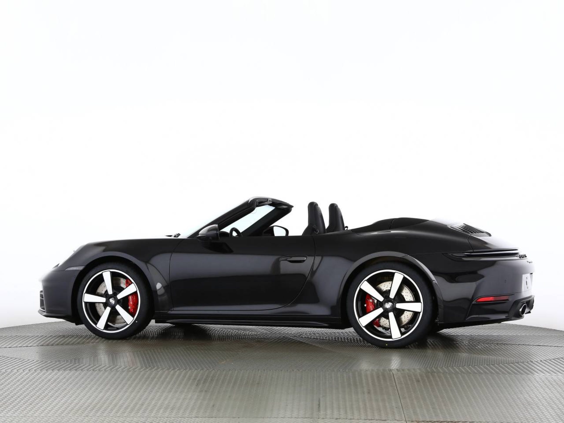 PORSCHE 911 Carrera 4S Cabriolet-image-8