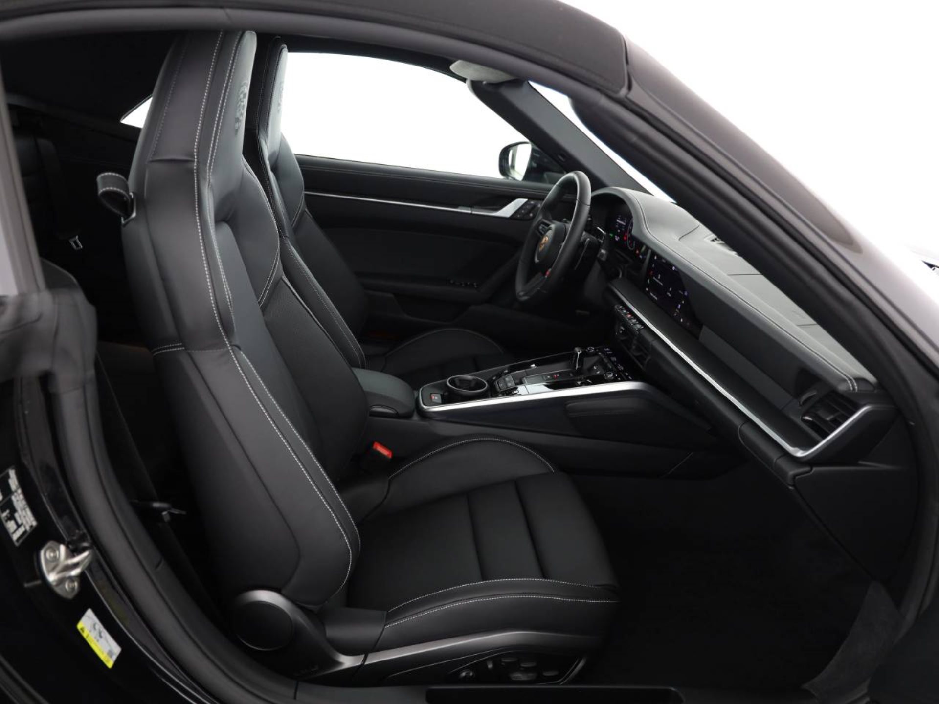 PORSCHE 911 Carrera 4S Cabriolet-image-23