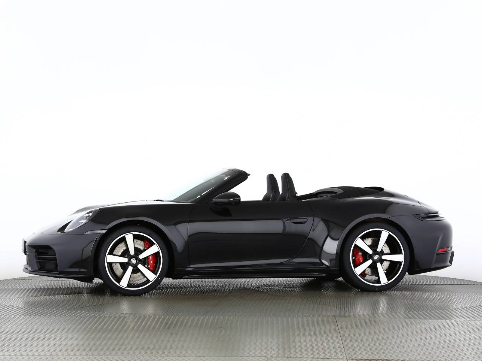 PORSCHE 911 Carrera 4S Cabriolet-image-10