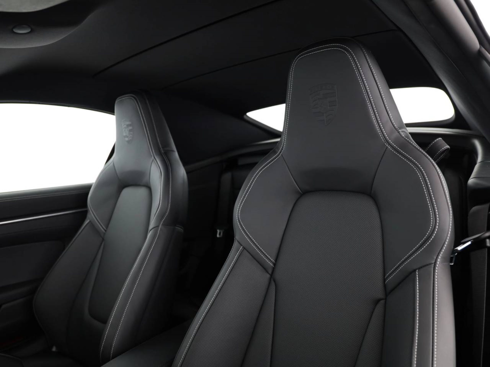 PORSCHE 911 Carrera 4S Cabriolet-image-4