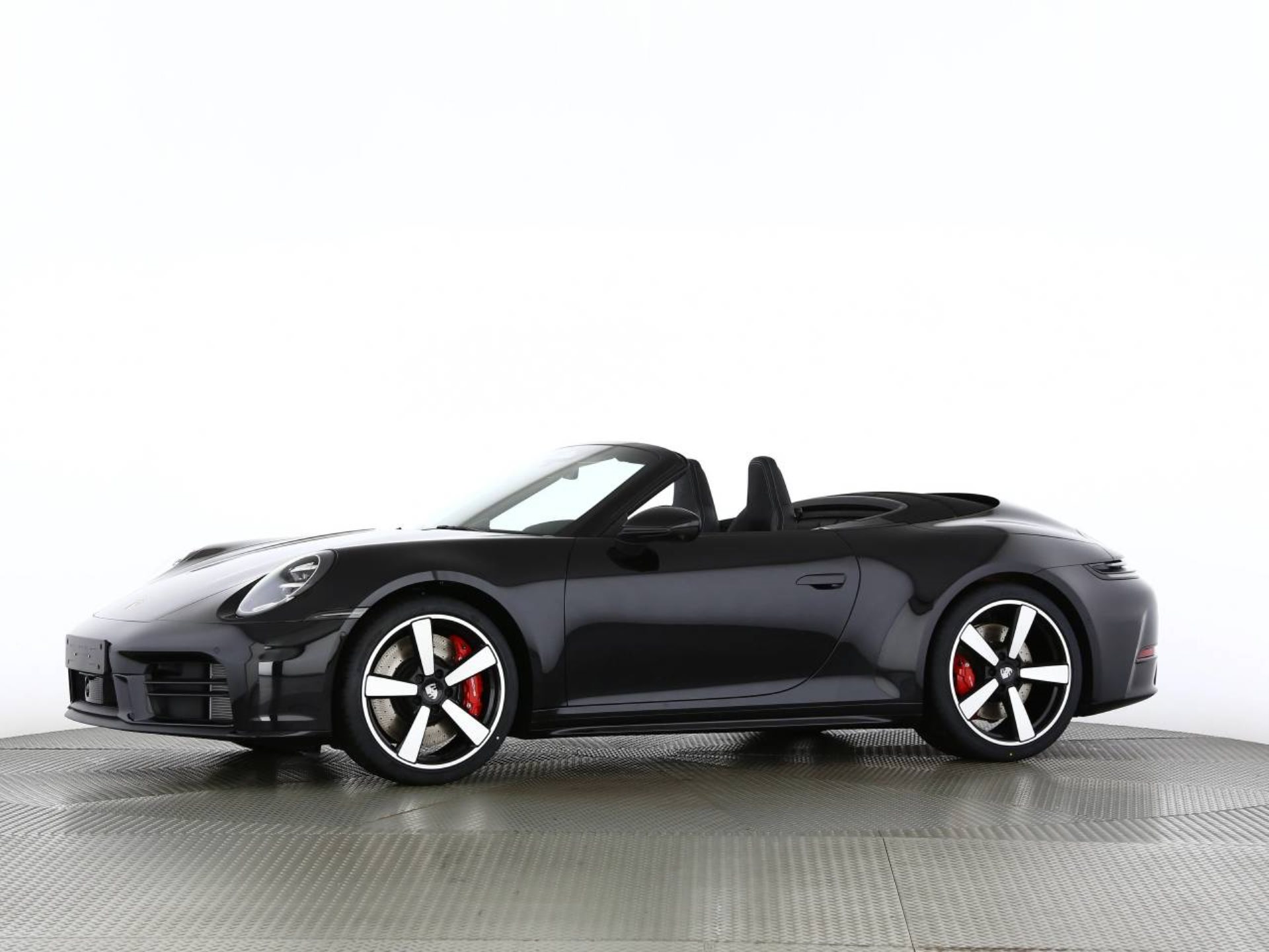 PORSCHE 911 Carrera 4S Cabriolet-image-11