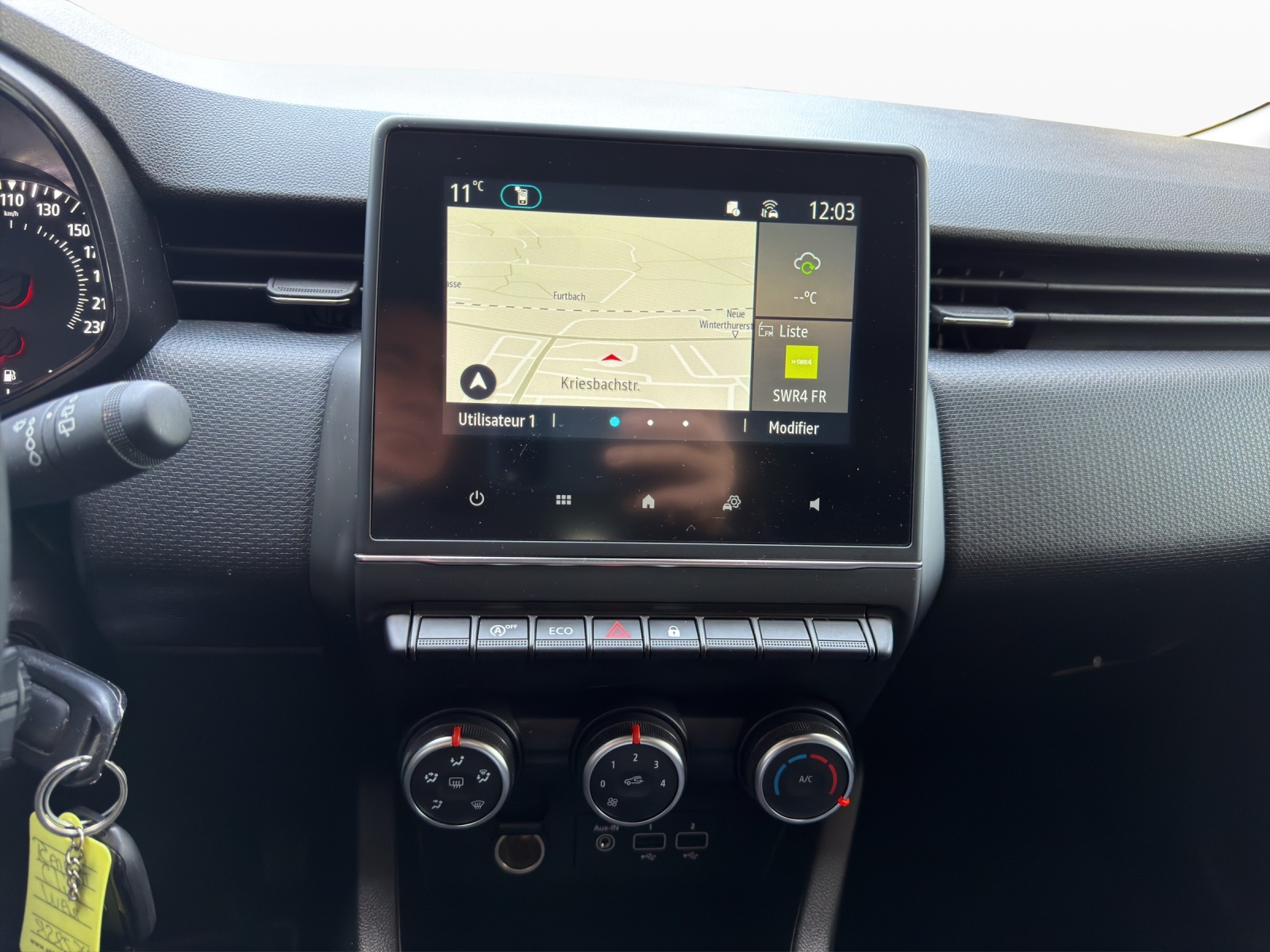 RENAULT Clio 1.0 Equilibre-image-12