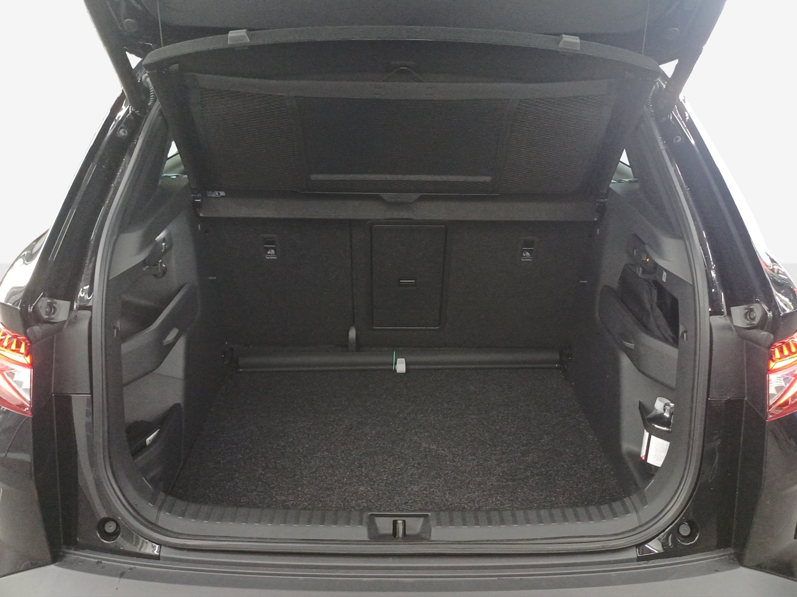 SKODA Elroq 85 Sportline-image-12