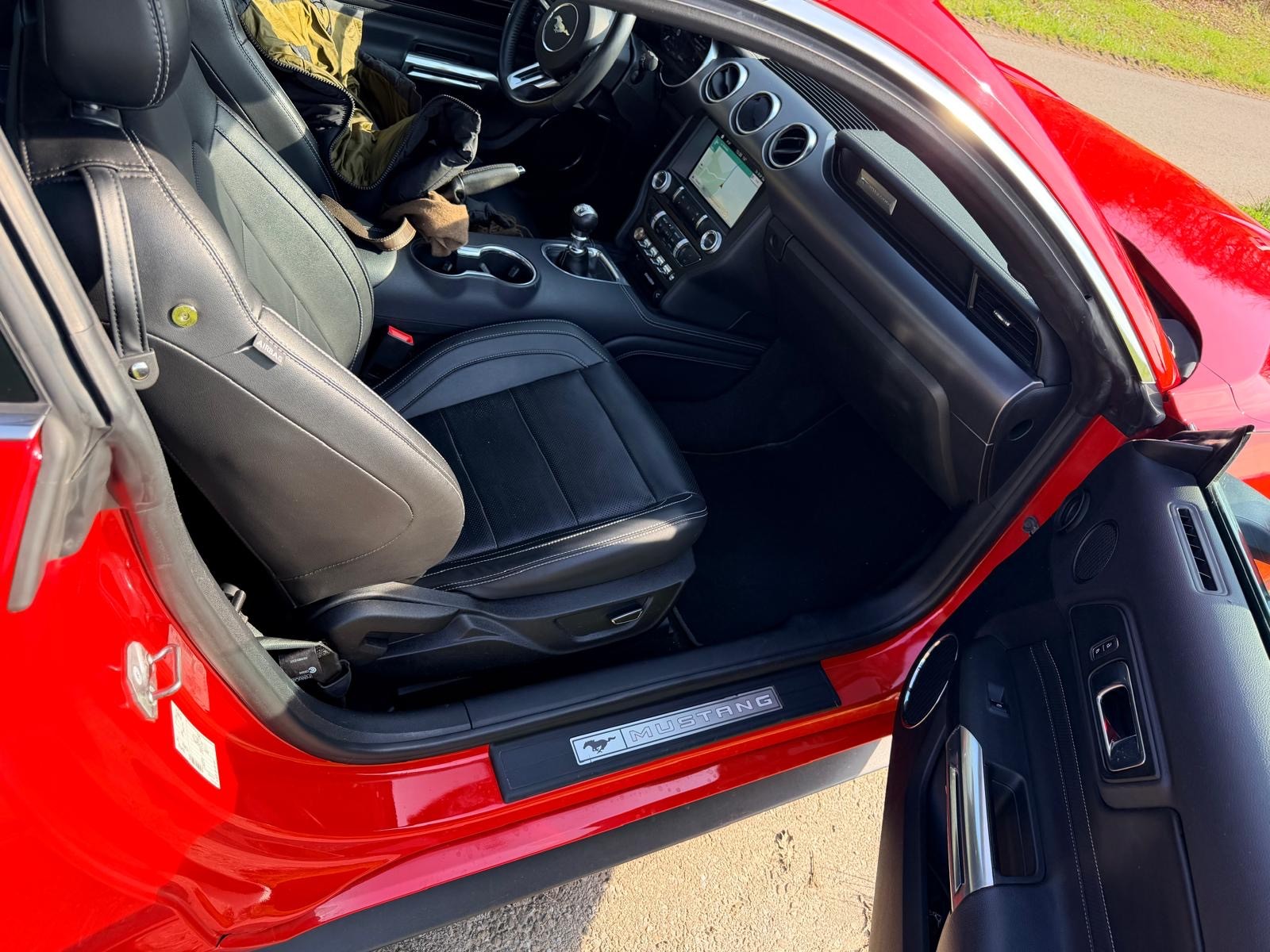 FORD Mustang Fastback 2.3-image-3