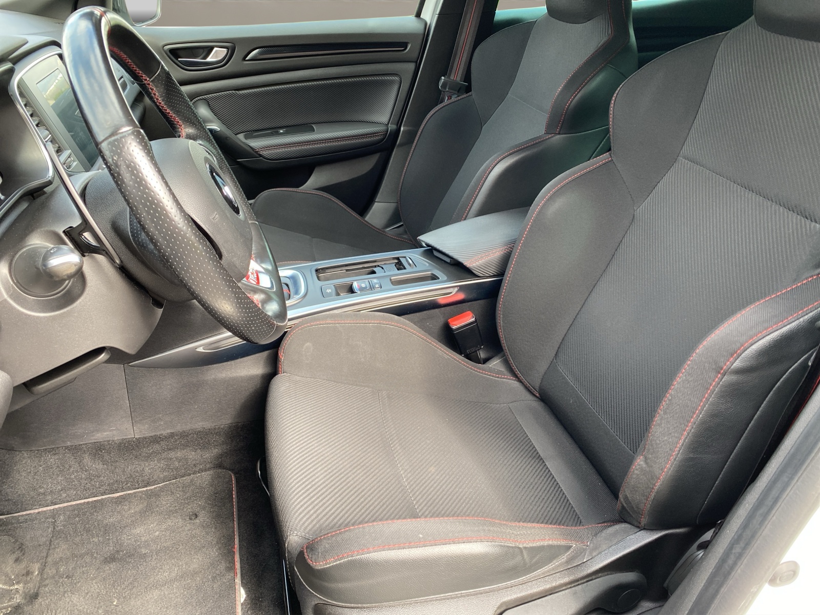 RENAULT Mégane RS 280 EDC-image-8
