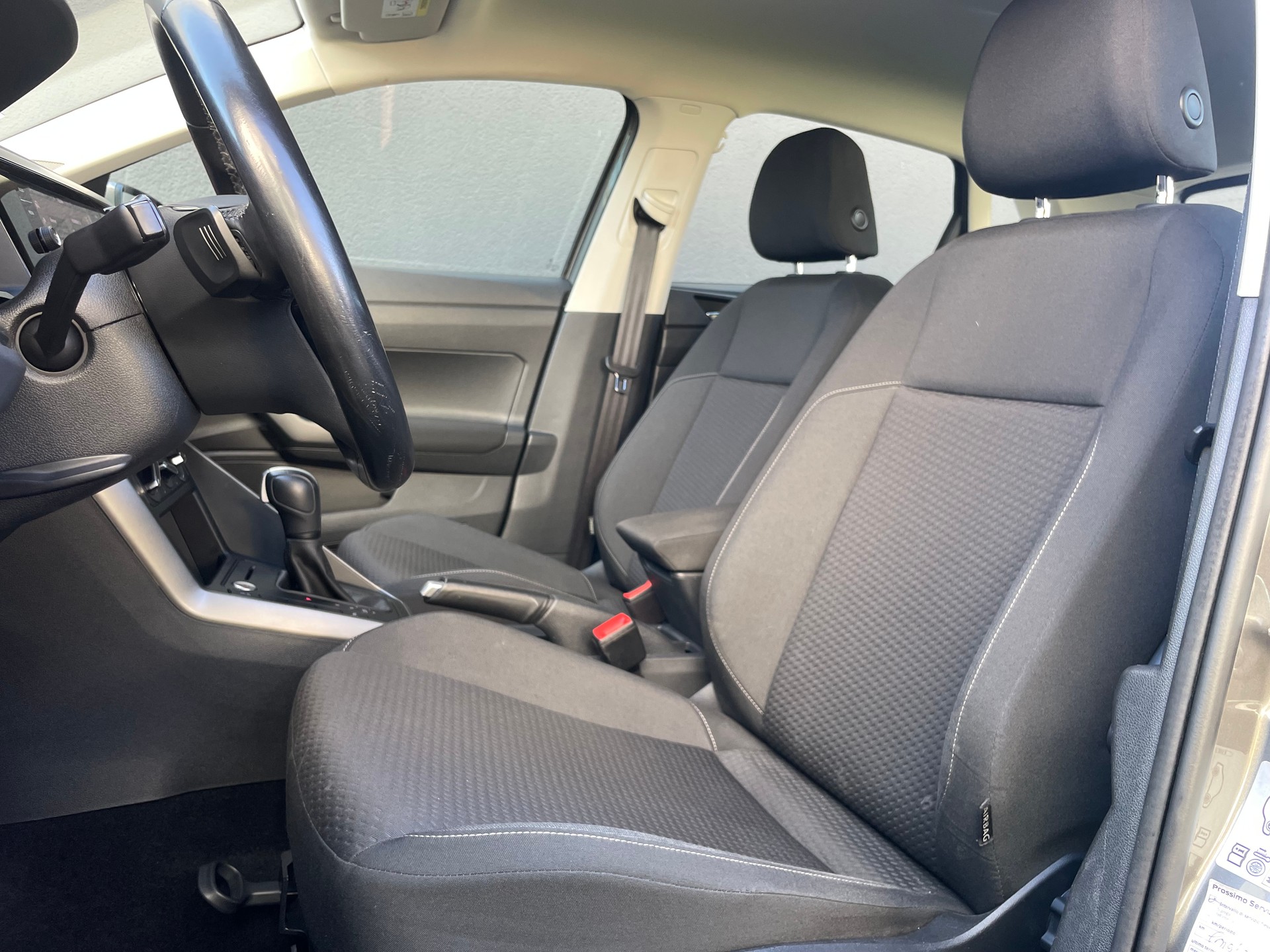 VW Polo 1.0 TSI BMT Comfortline DSG-image-9