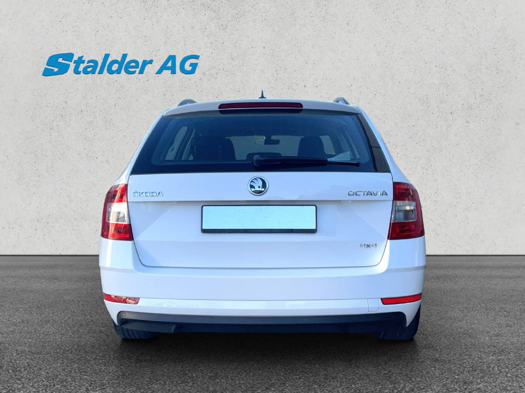 SKODA Octavia Combi 1.6 TDI 115 Ambition 4x4-image-4