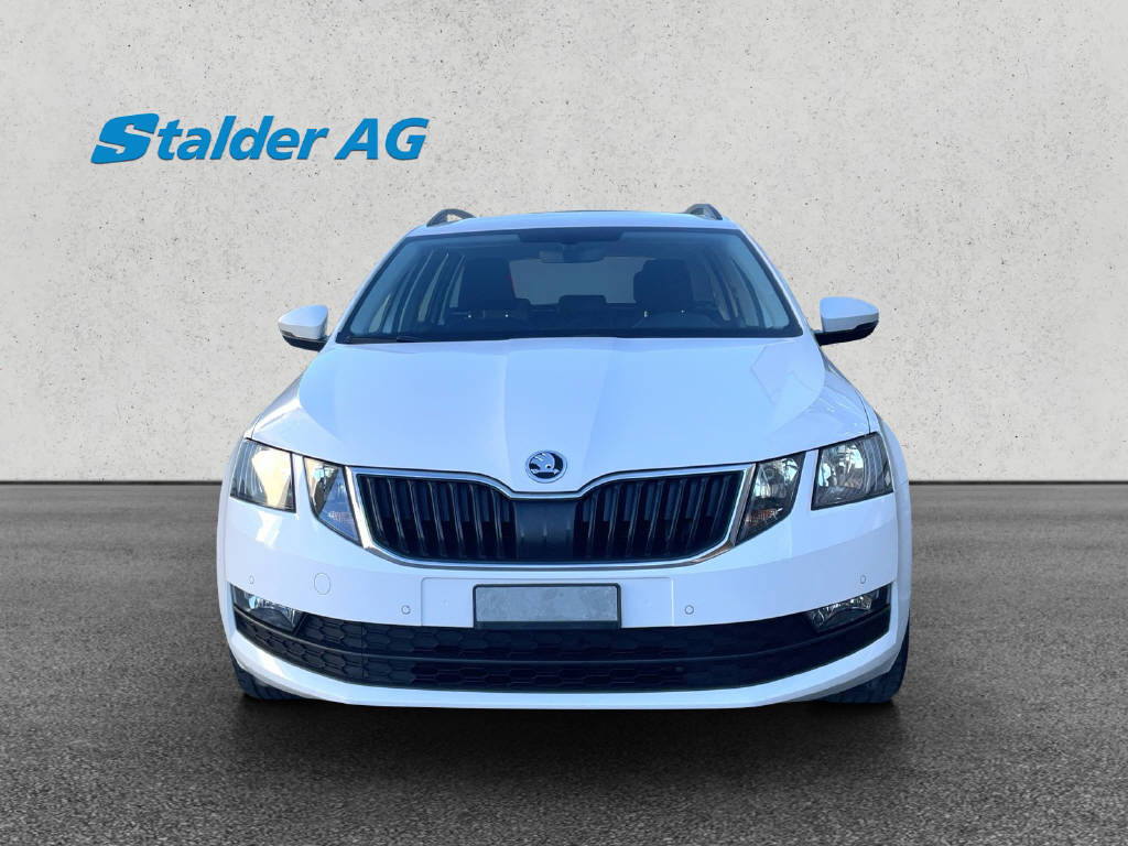 SKODA Octavia Combi 1.6 TDI 115 Ambition 4x4-image-1