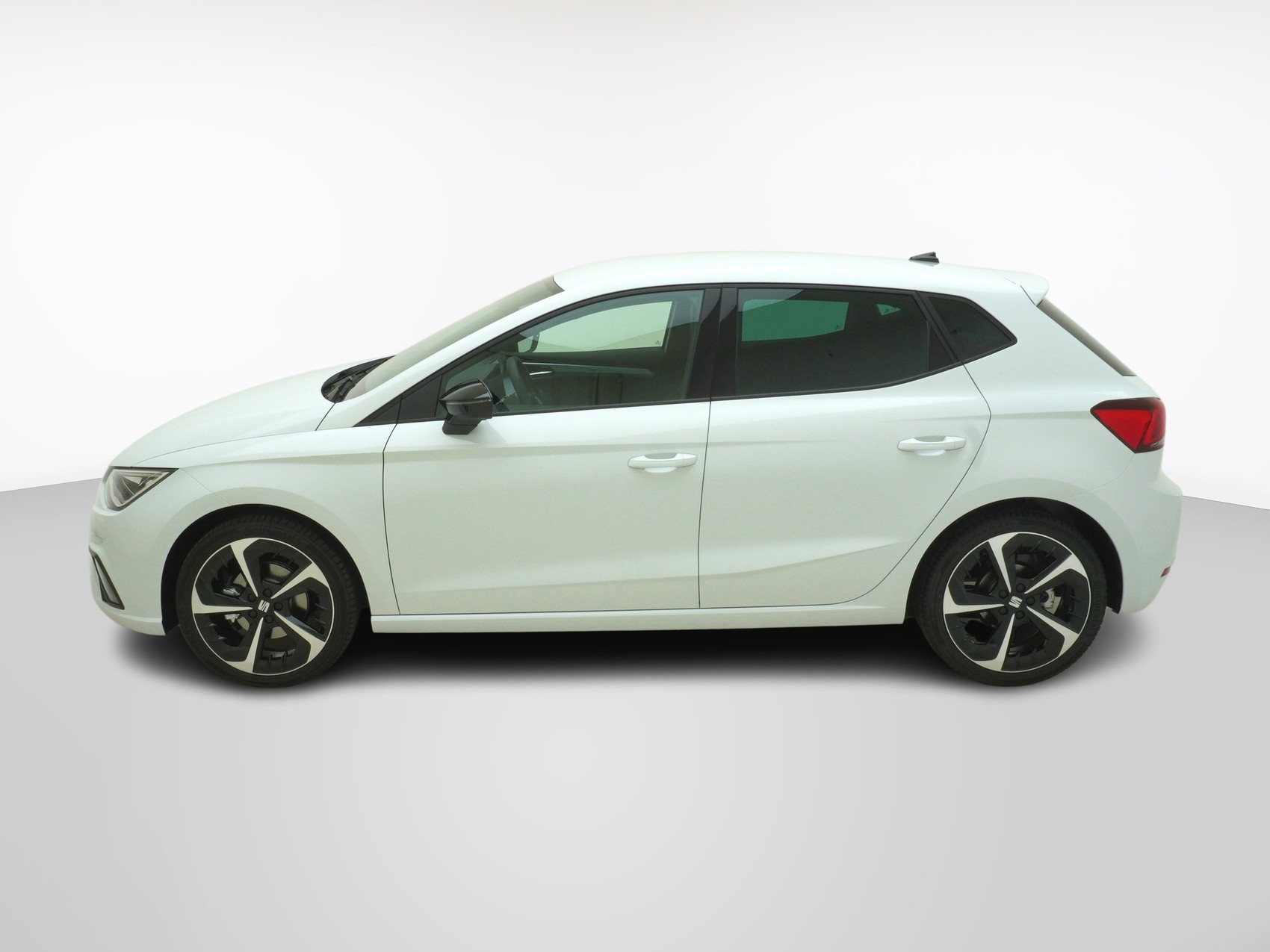 SEAT Ibiza 1.0 TSI FR DSG-image-1