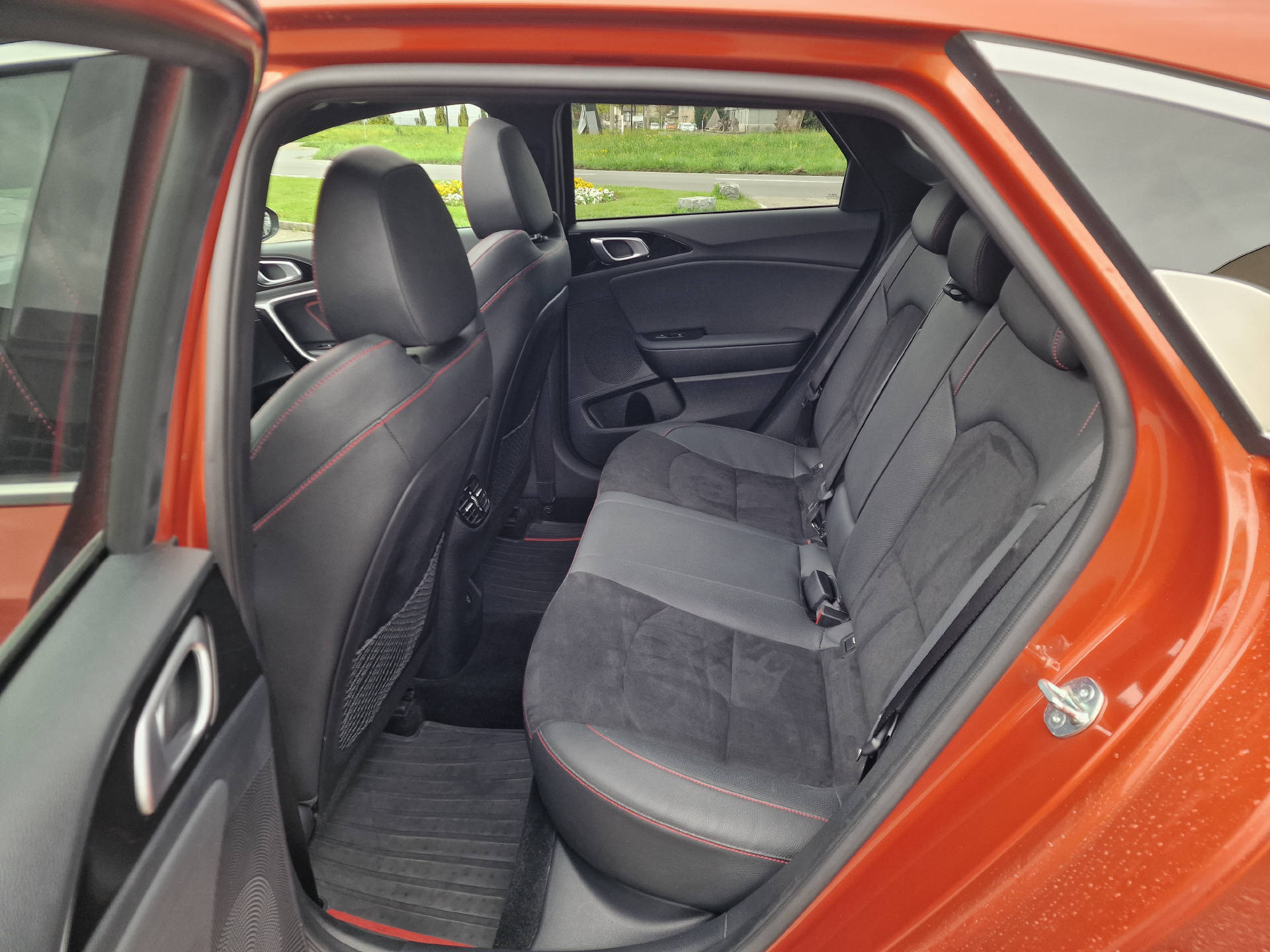 KIA ProCeed 1.6 T-GDi GT-image-12