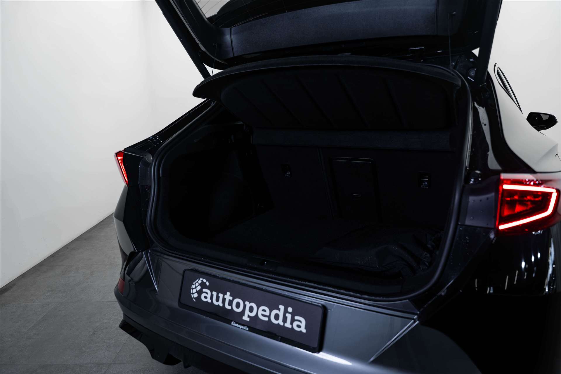 CUPRA Formentor 1.4 e-HYBRID pHEV VZ DSG 245PS-image-4