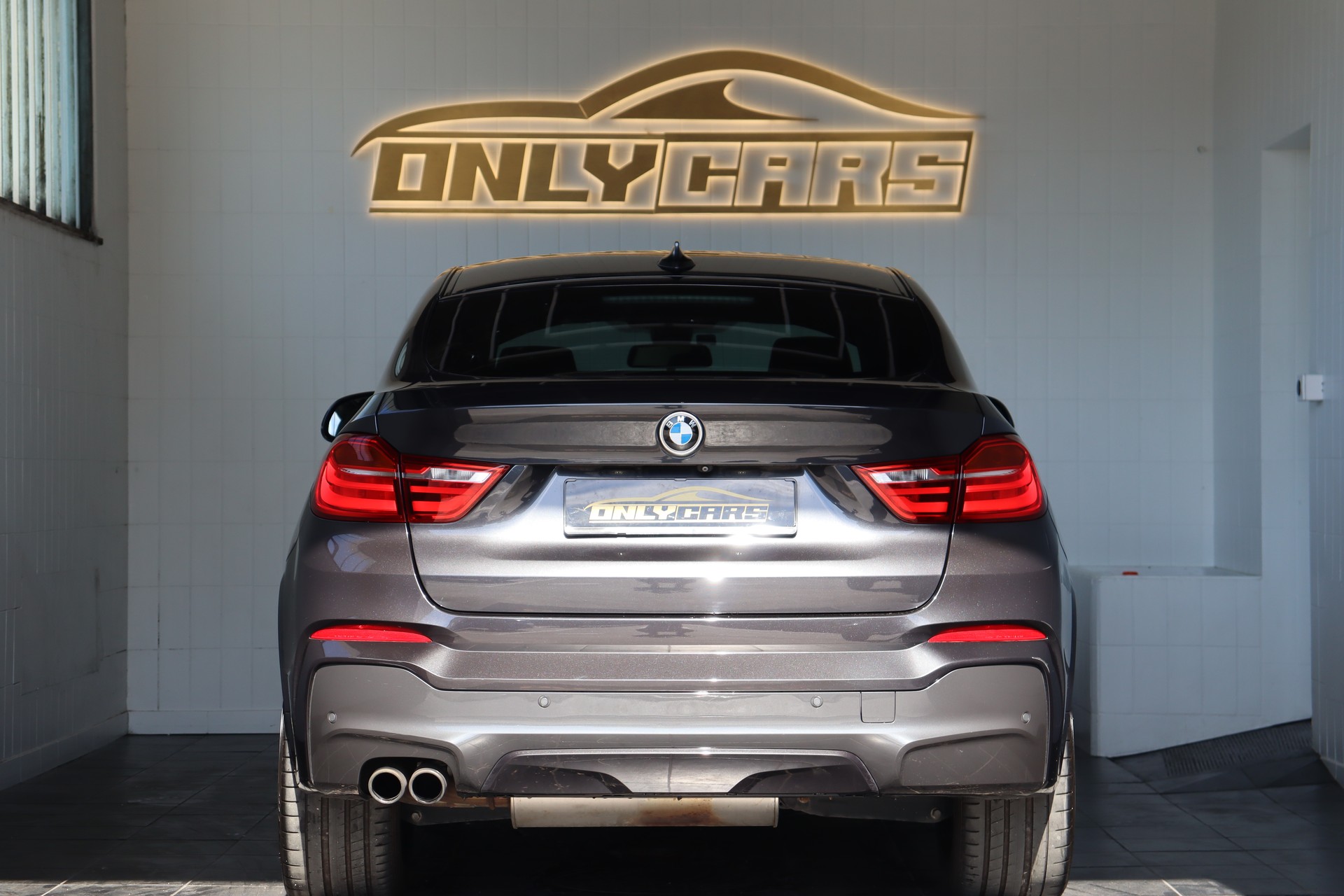 BMW X4 XDRIVE 35i XLINE STEPTRONIC ** FAHRASSISTENZ-PAKET ** 360 GRAD PARK-PAKET ** SITZHEIZUNG VO/HI ** CH-FAHRZEUG AB MFK **-image-6