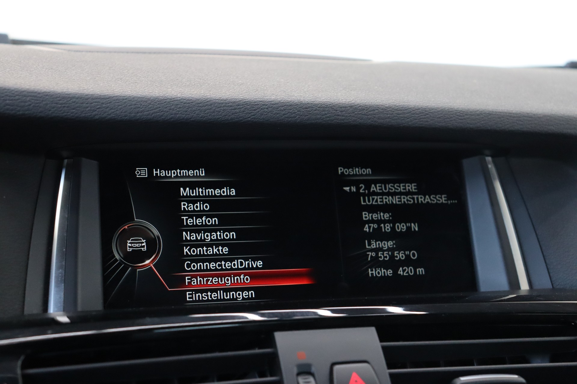BMW X4 XDRIVE 35i XLINE STEPTRONIC ** FAHRASSISTENZ-PAKET ** 360 GRAD PARK-PAKET ** SITZHEIZUNG VO/HI ** CH-FAHRZEUG AB MFK **-image-23