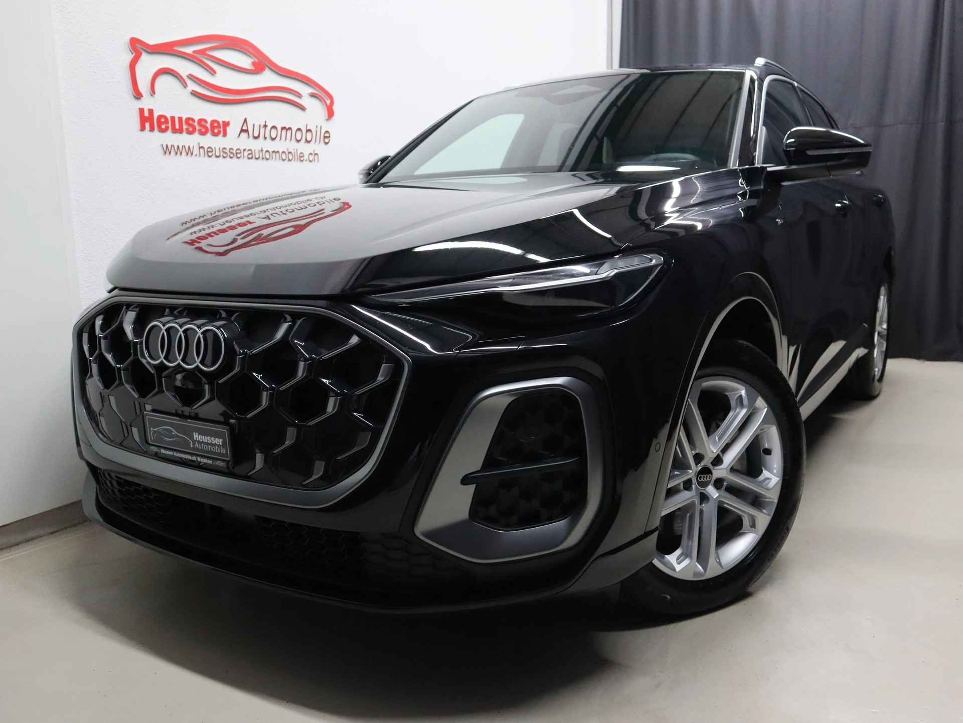 AUDI Q5 TFSI quatto S-tronic S Line Edition - Navi - MMI Beifahrerdisplay - Matrix LED - Keyless - 360° Kamera - 204 PS