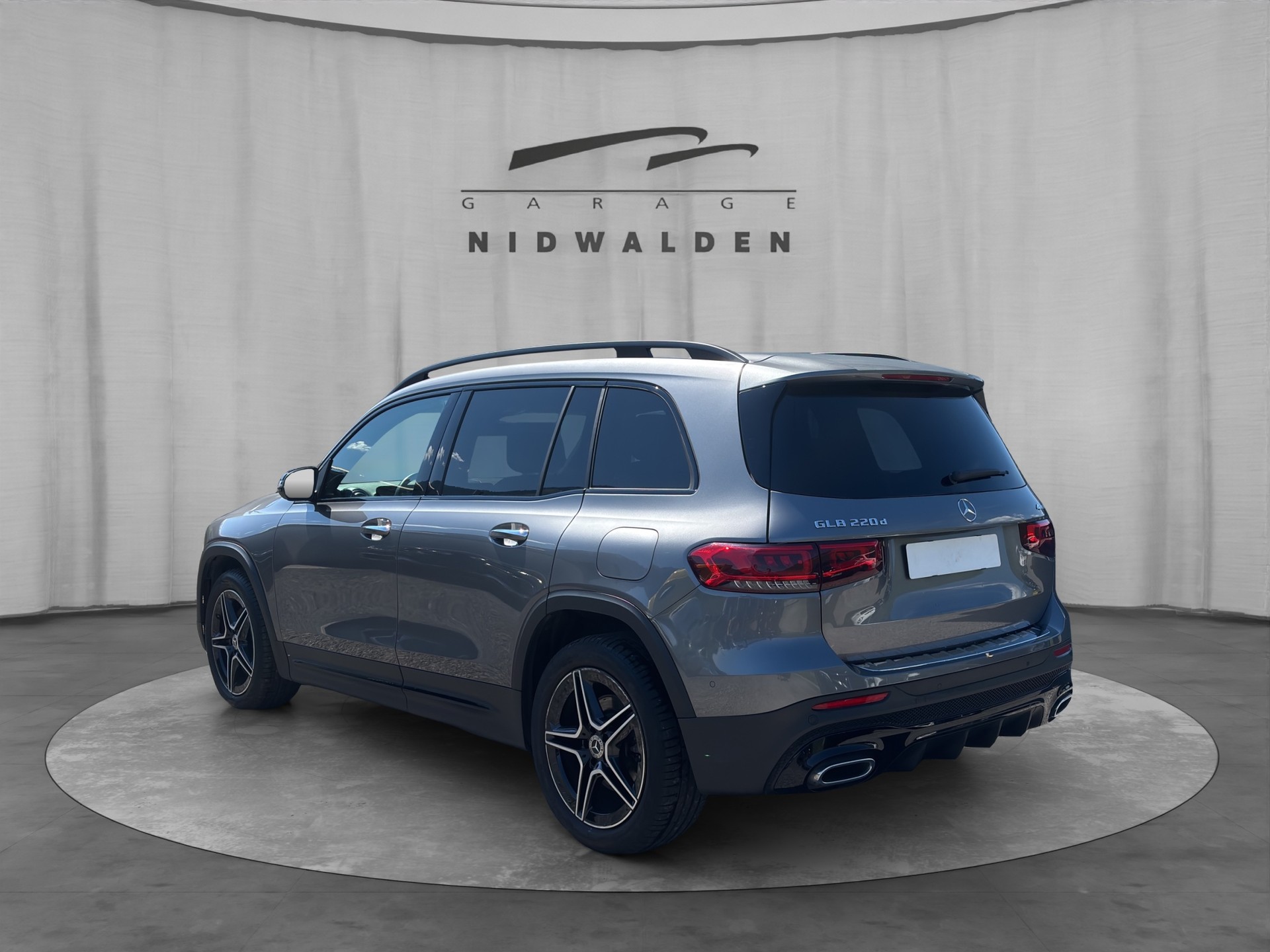 MERCEDES-BENZ GLB 220d 4M AMG Line-image-3