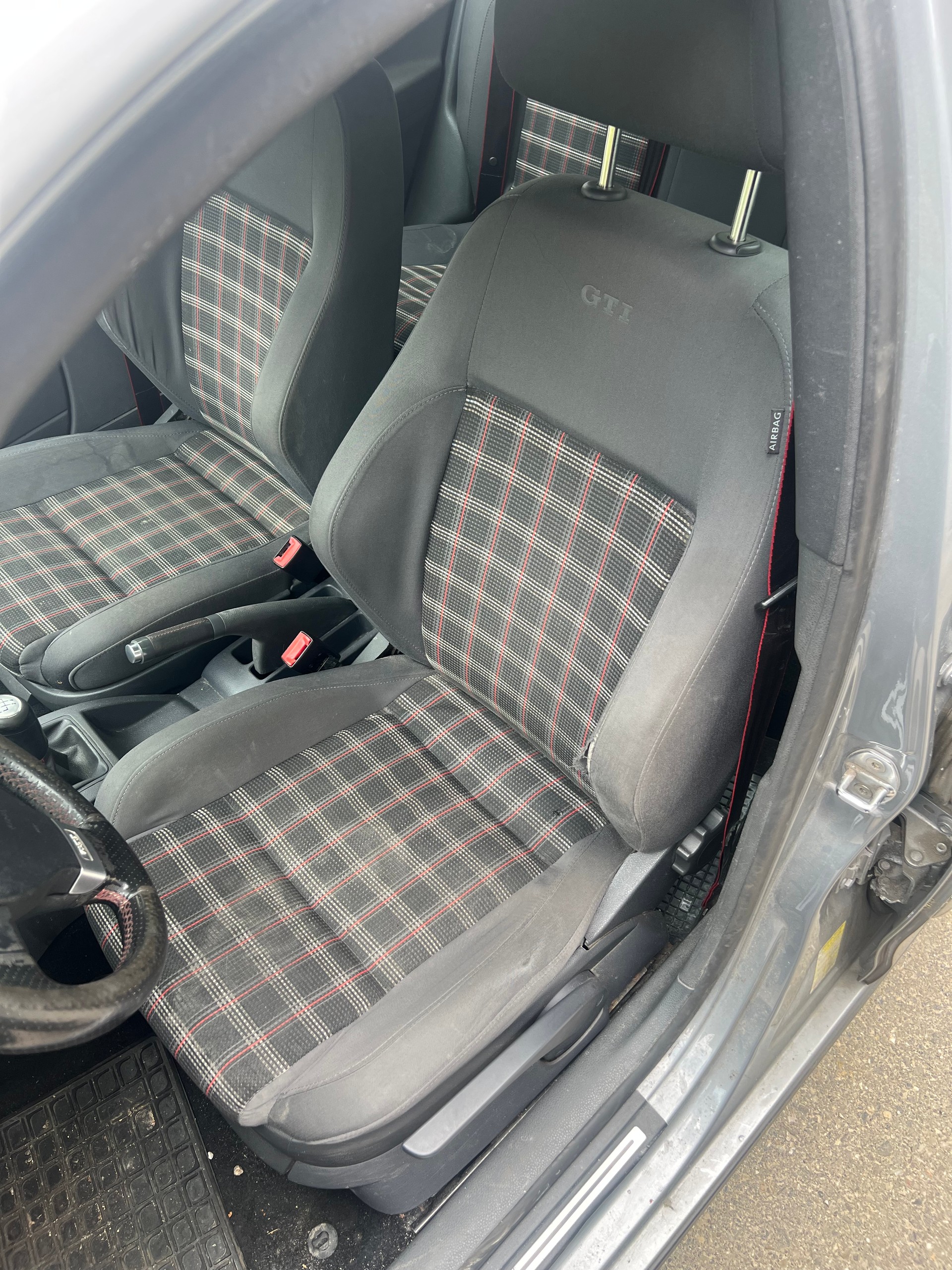 VW Polo 1.8 20V Turbo GTI-image-14